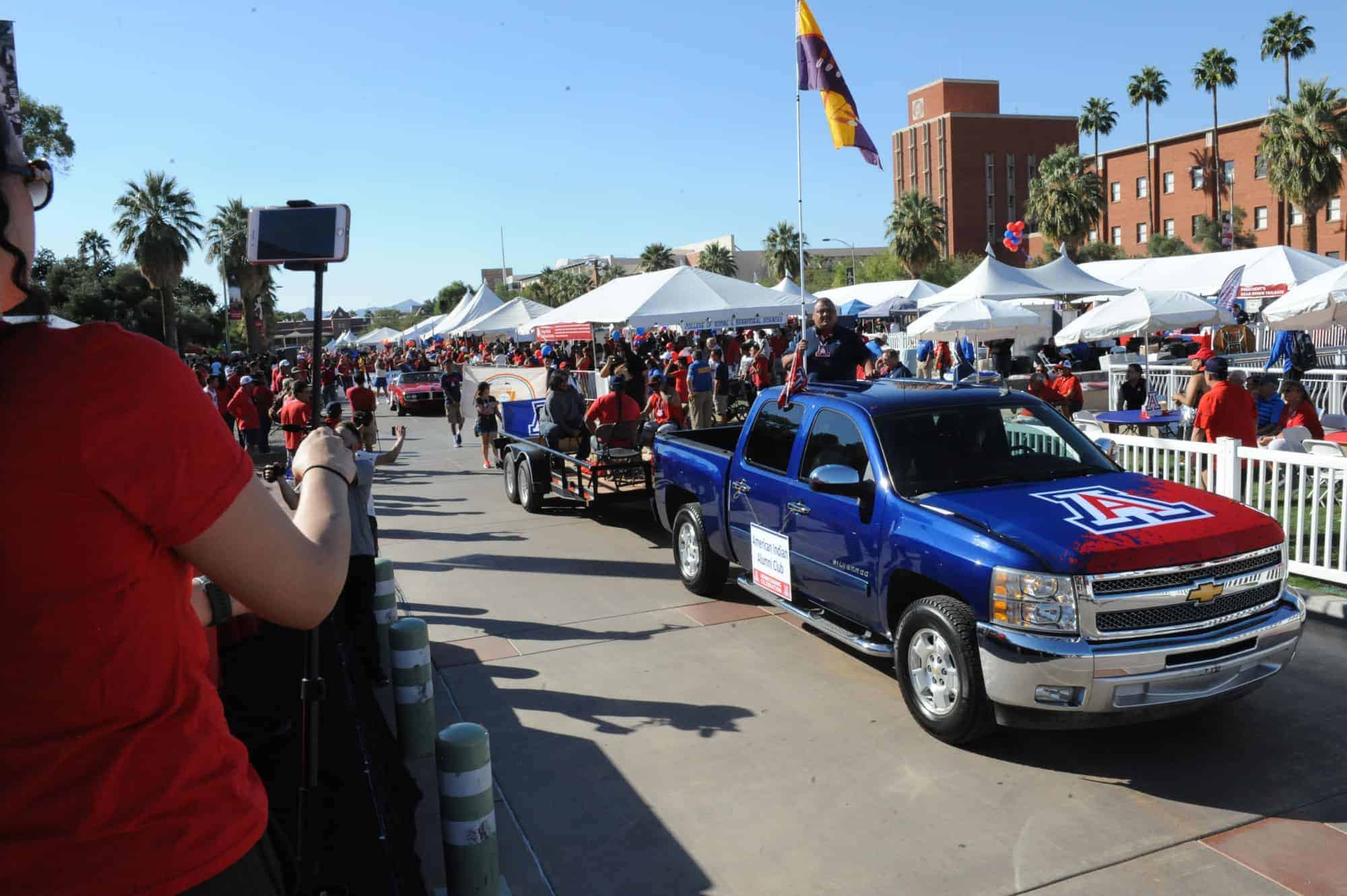 Homecoming Parade (2016-2017)