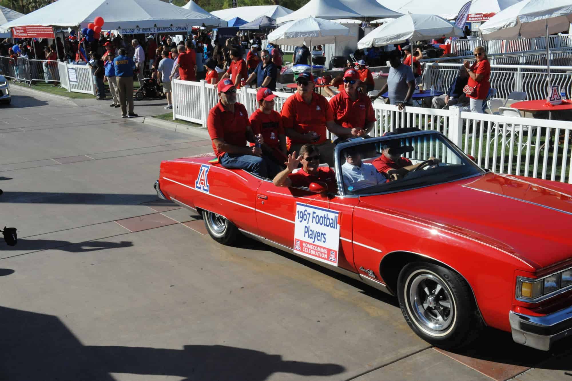 Homecoming Parade (2016-2017)
