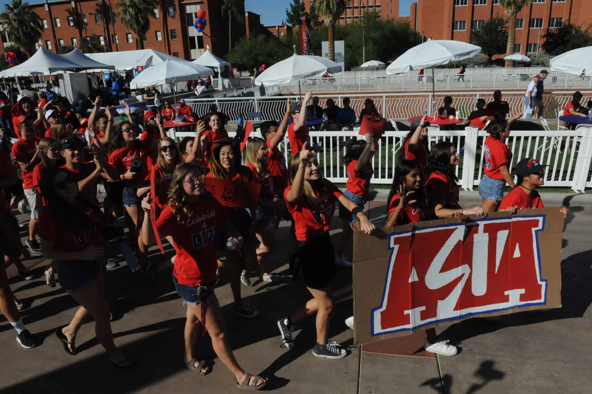 Homecoming Parade (2016-2017)