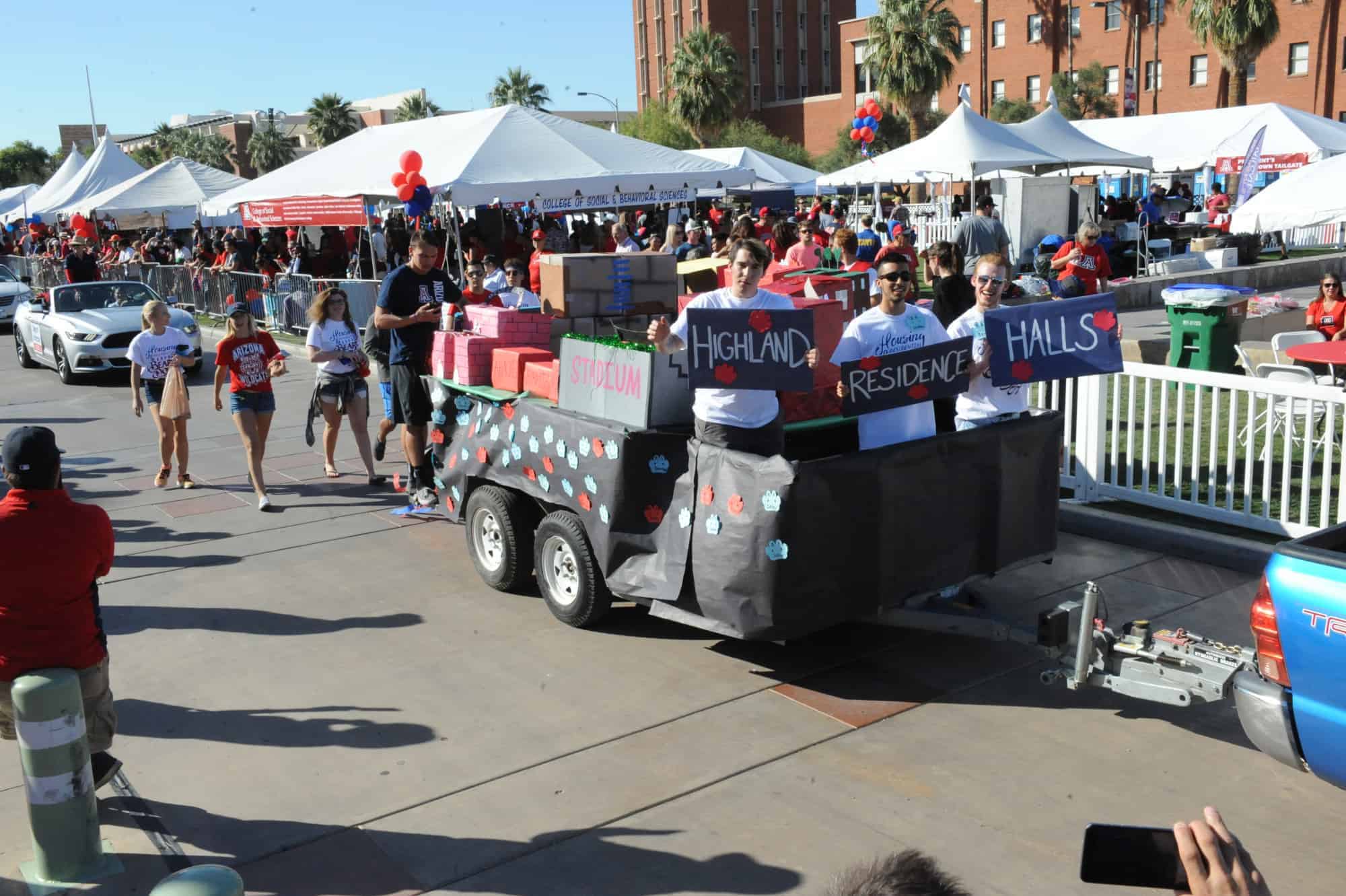Homecoming Parade (2016-2017)