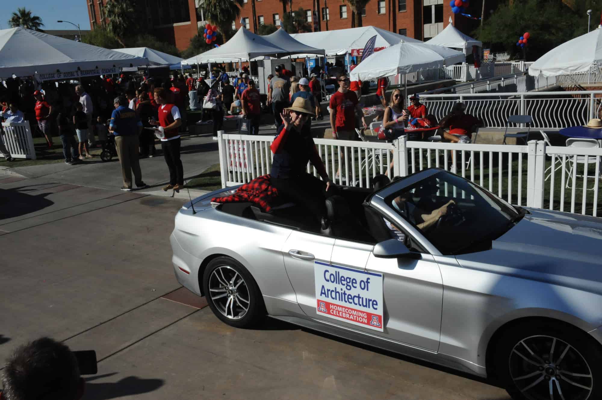 Homecoming Parade (2016-2017)