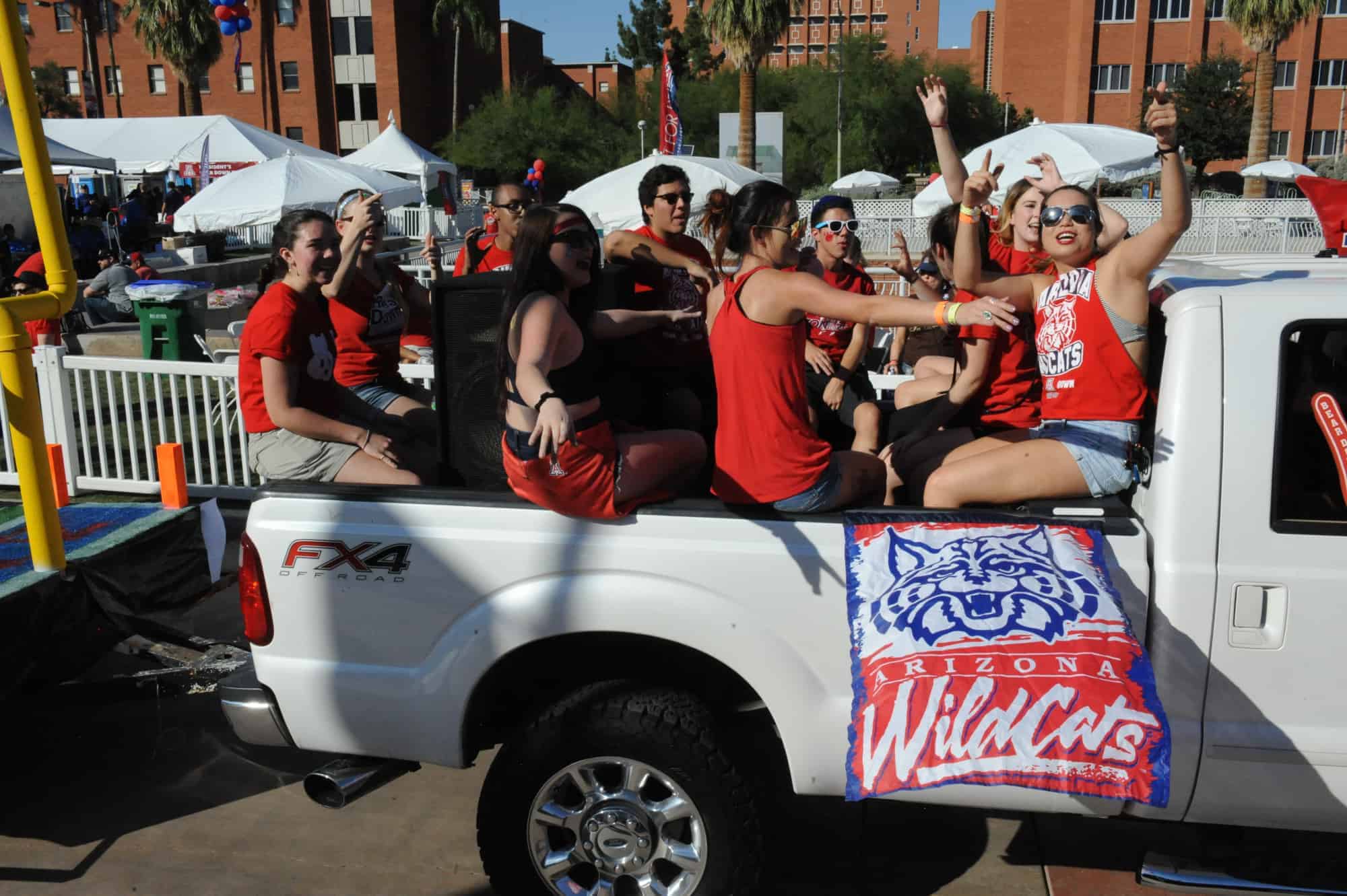 Homecoming Parade (2016-2017)