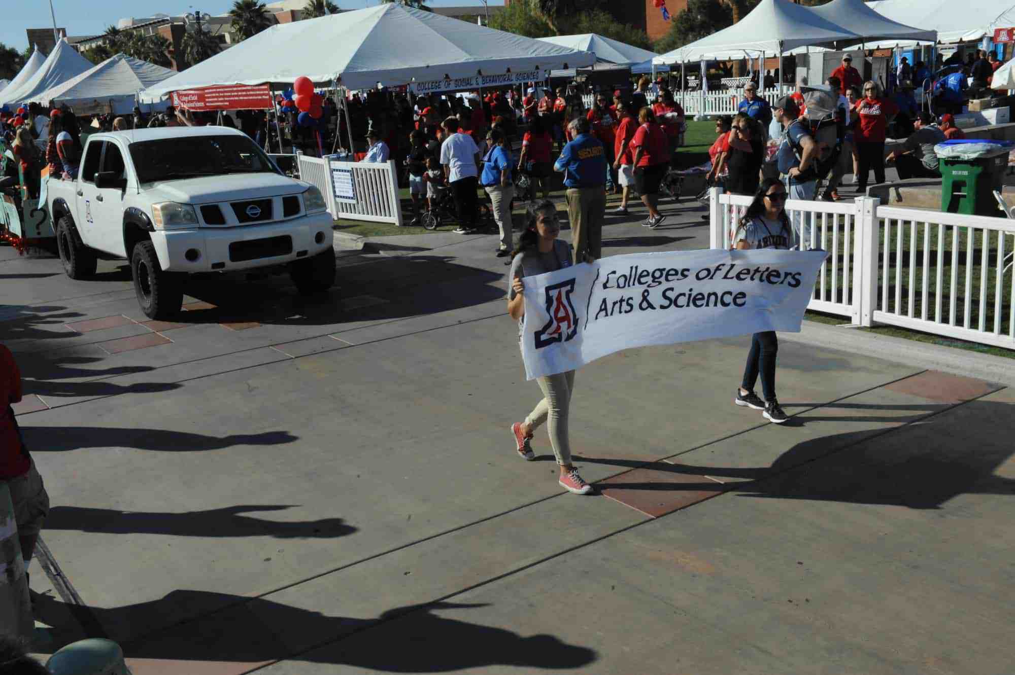 Homecoming Parade (2016-2017)