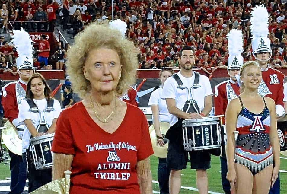 Halftime Performance and Awards