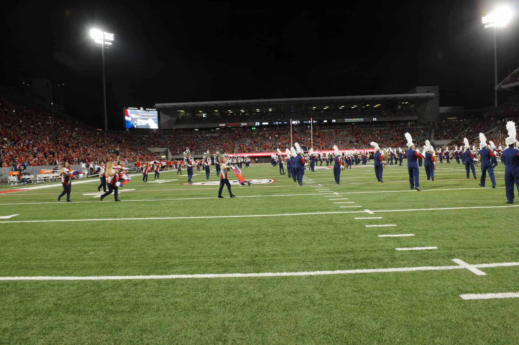WSU vs UA Halftime