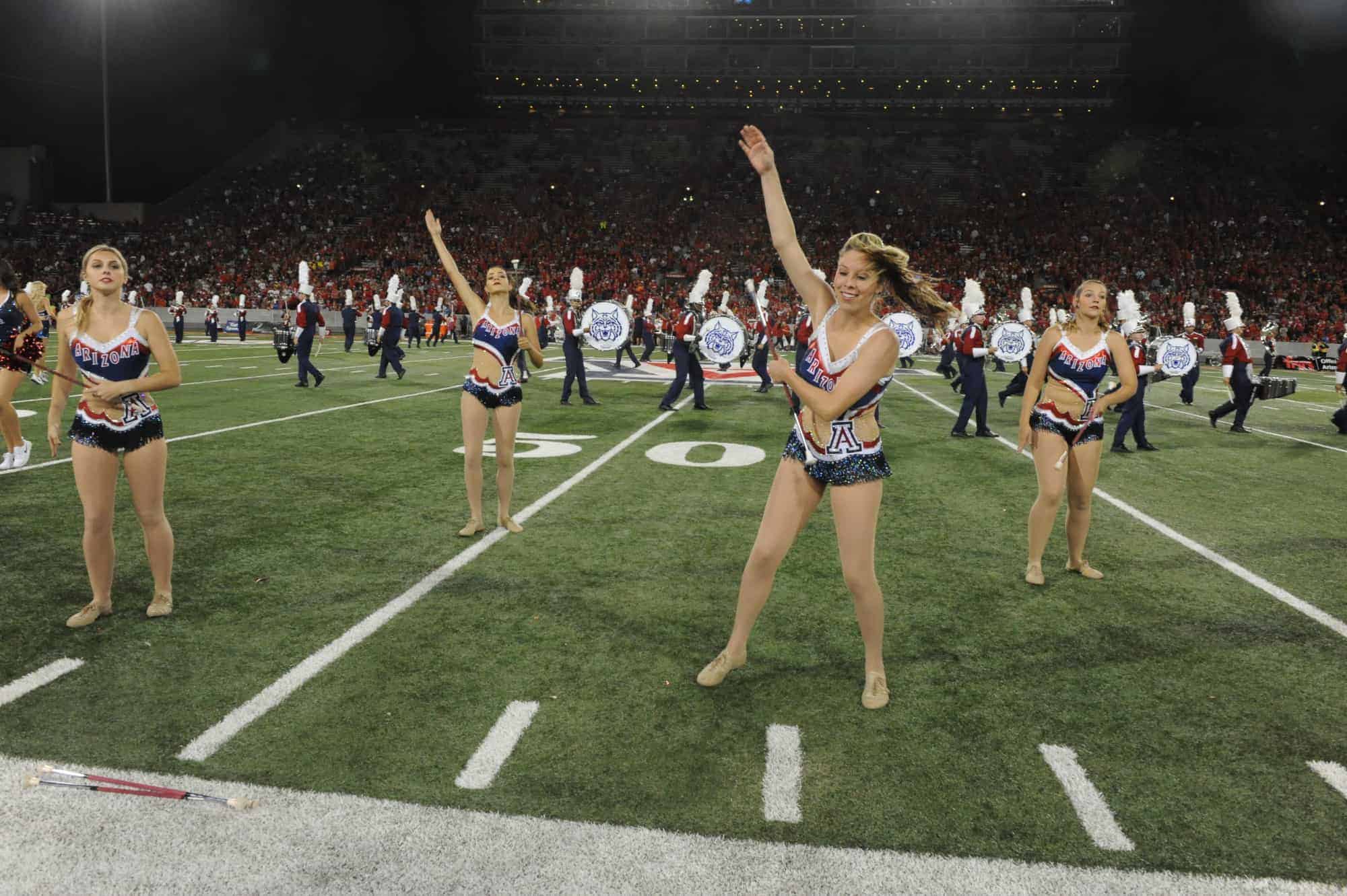 WSU vs UA Halftime