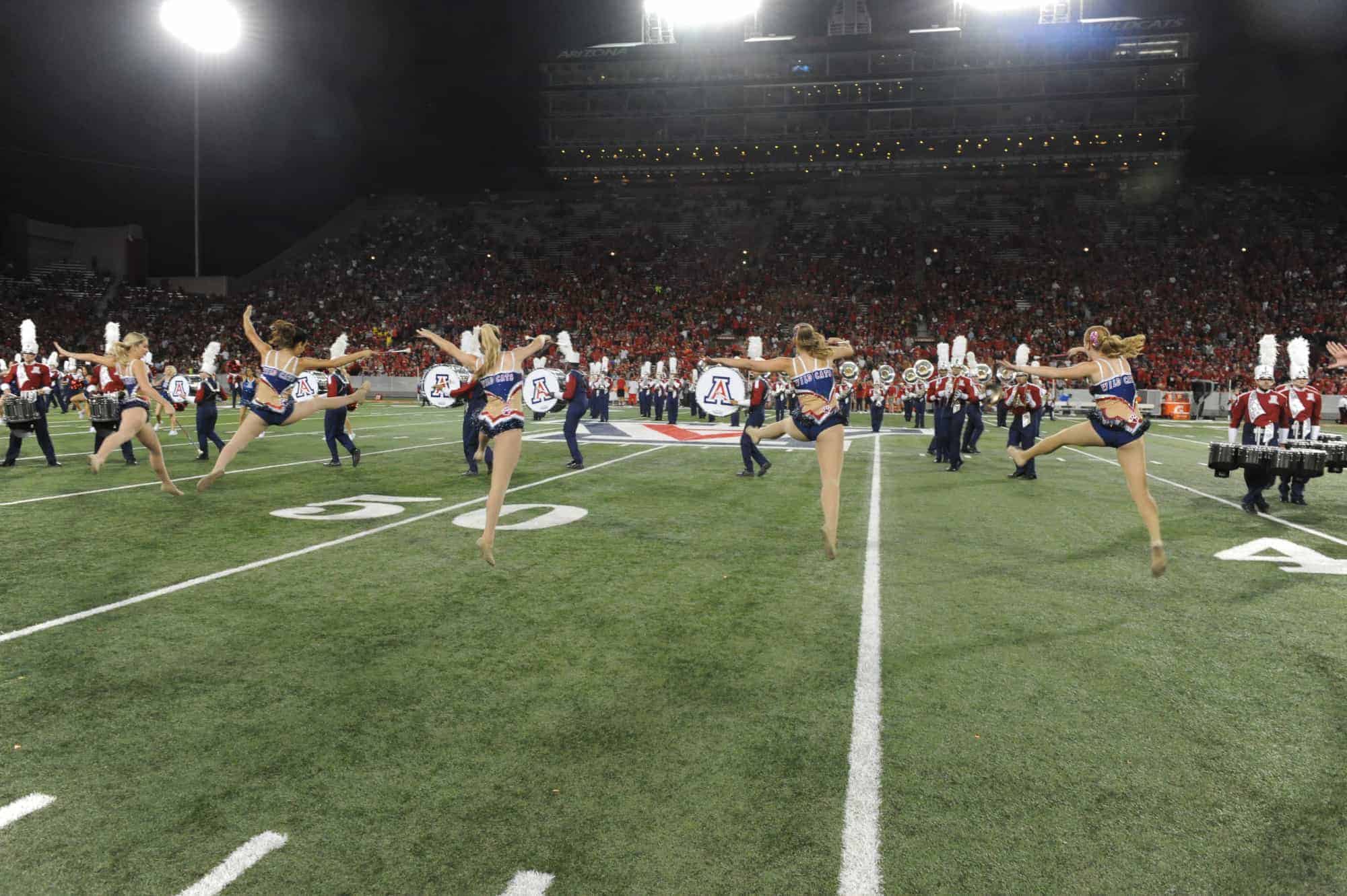 WSU vs UA Halftime