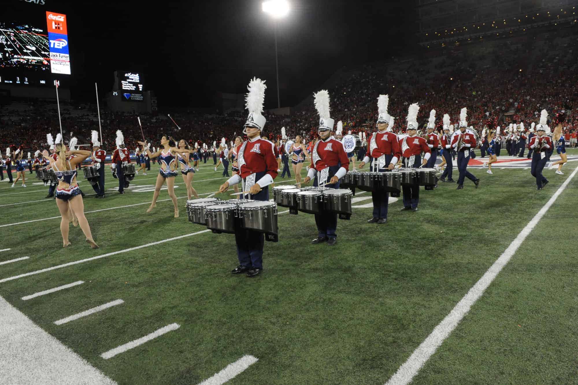 WSU vs UA Halftime
