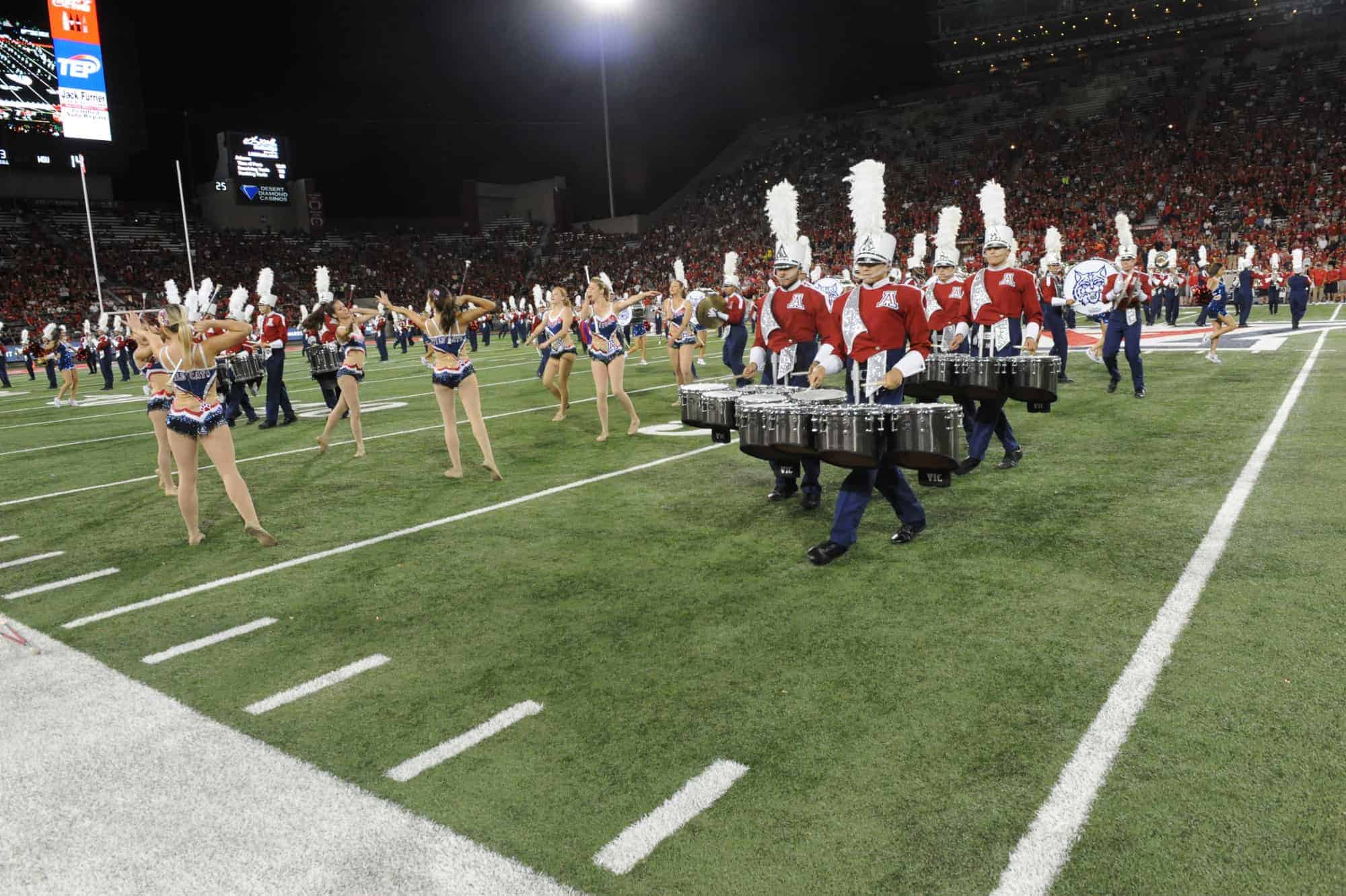 WSU vs UA Halftime
