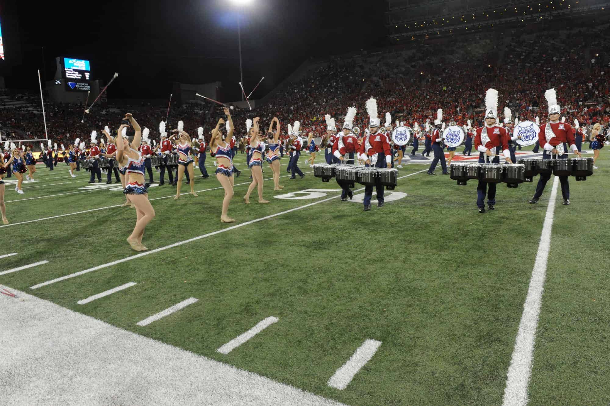 WSU vs UA Halftime