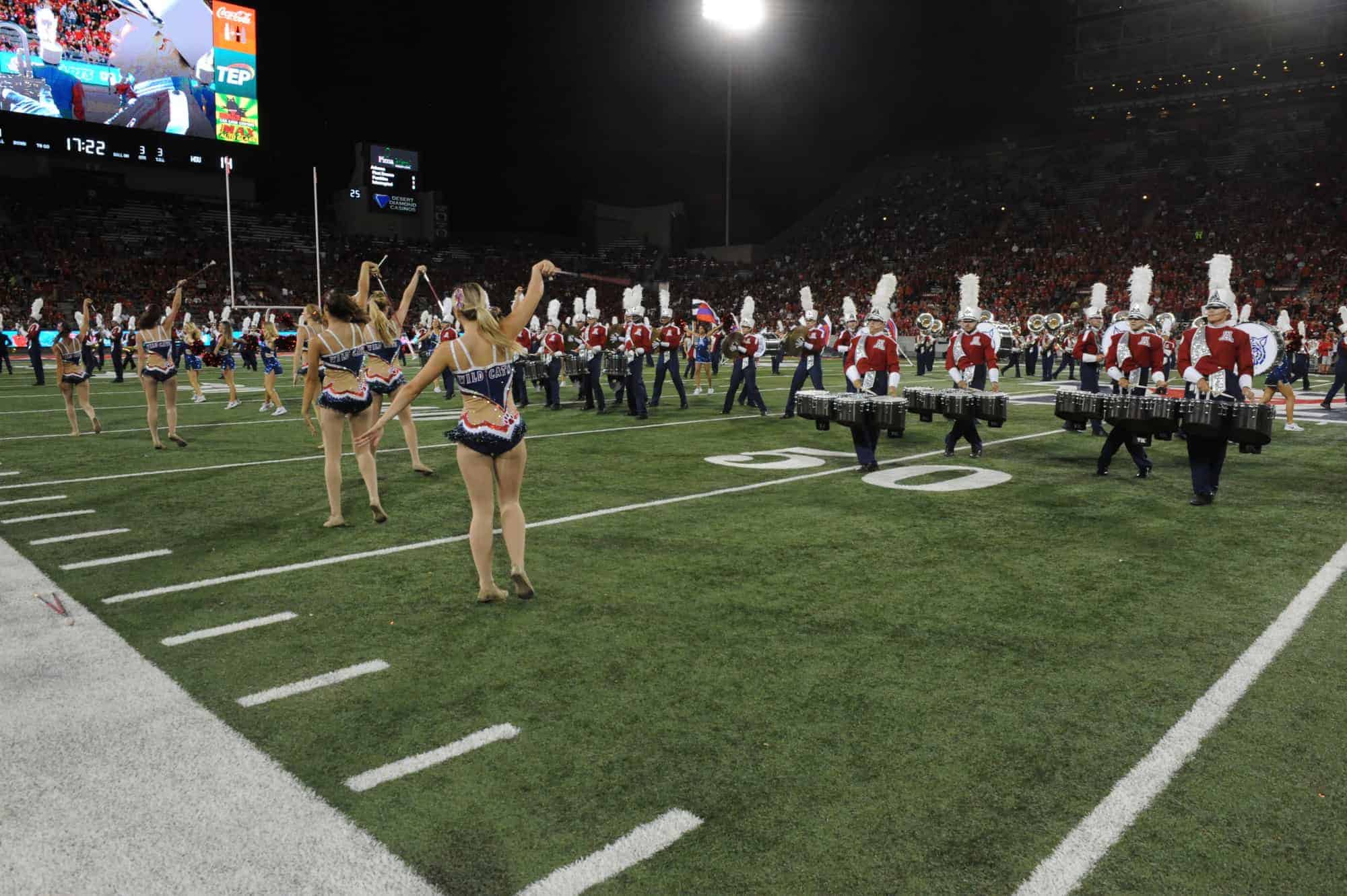 WSU vs UA Halftime