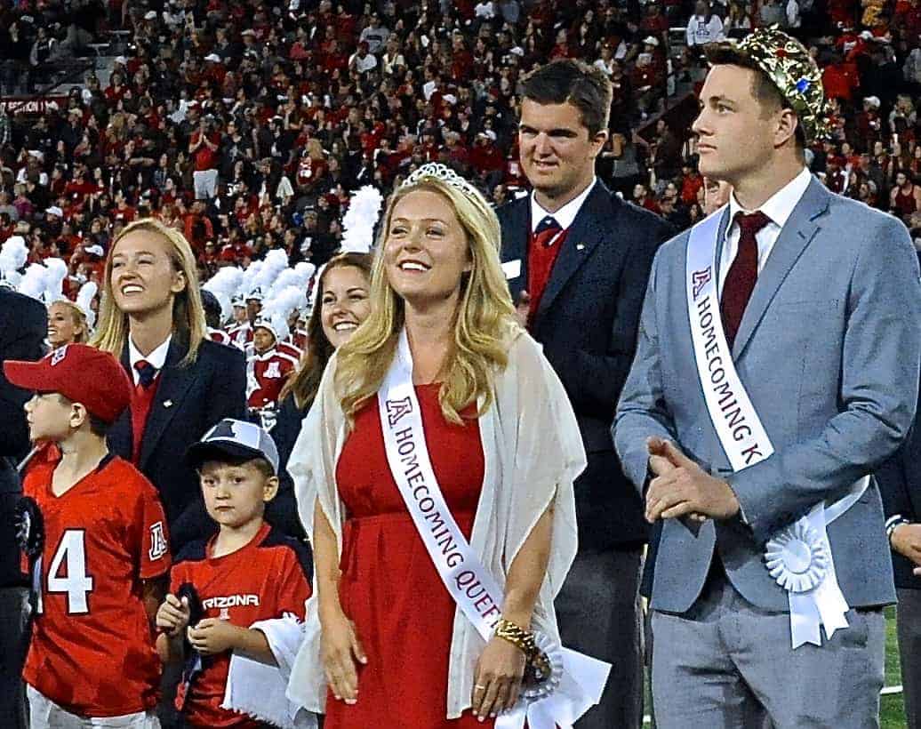 Halftime Performance and Awards