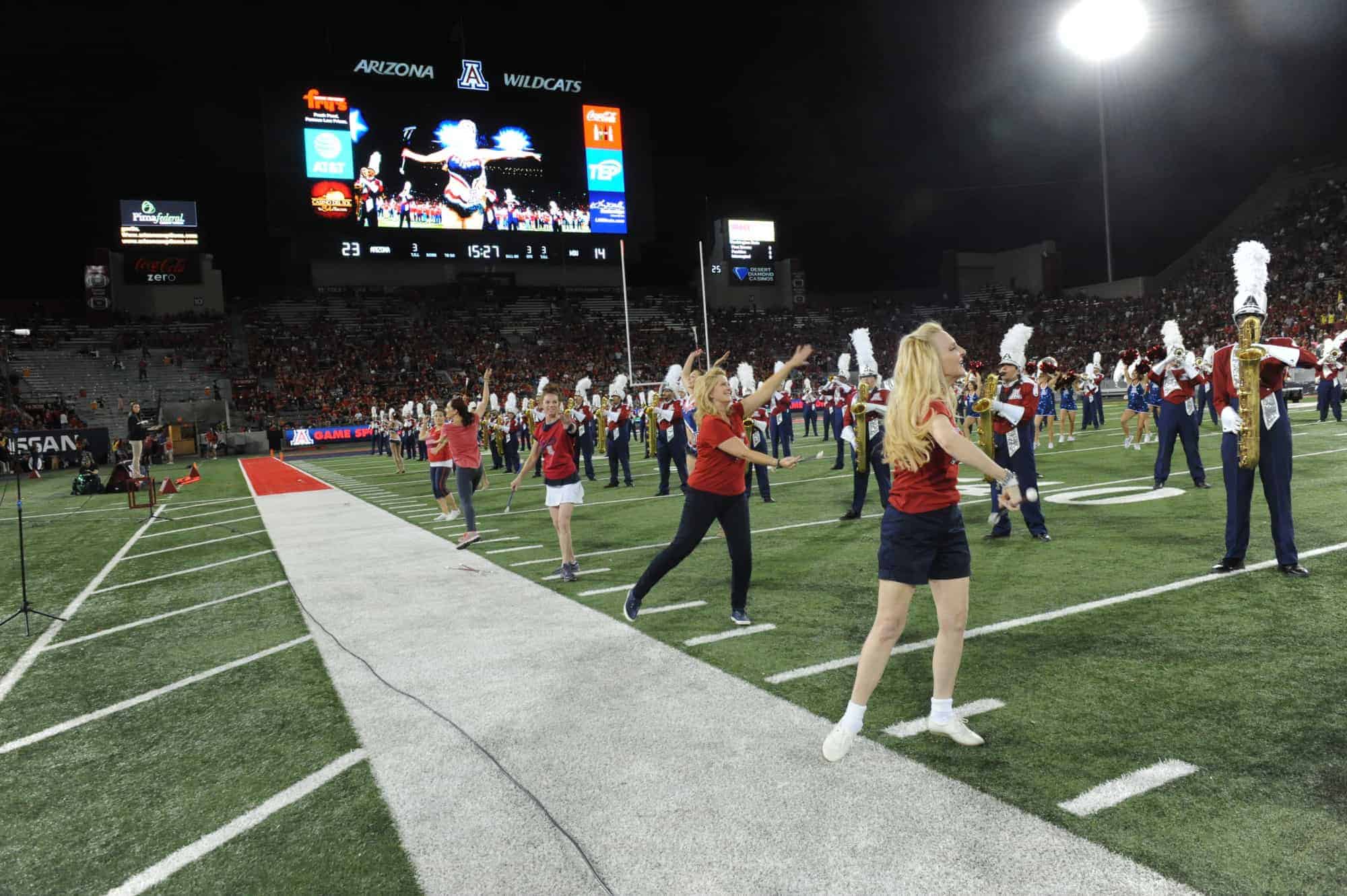 WSU vs UA Halftime