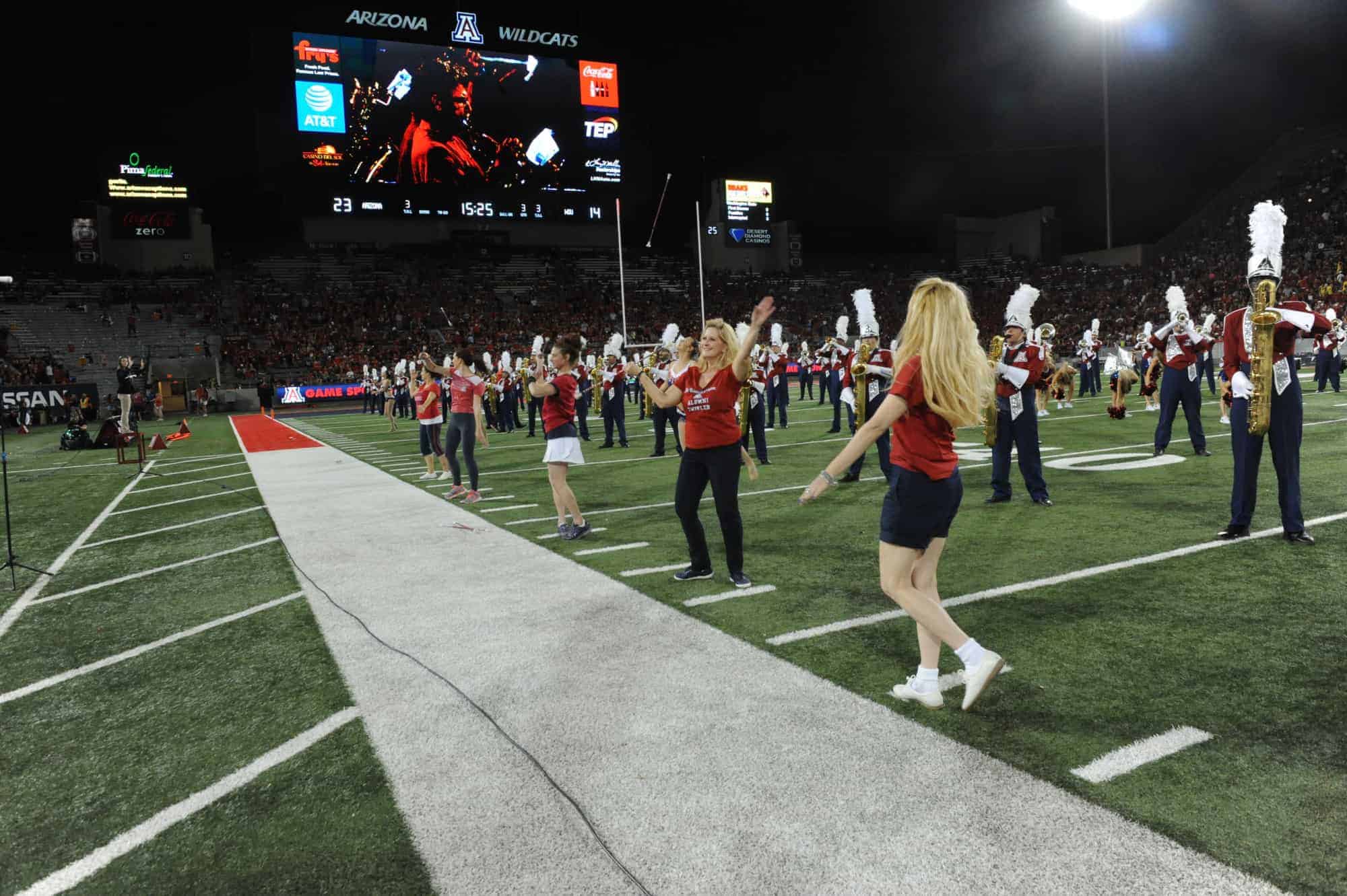 WSU vs UA Halftime