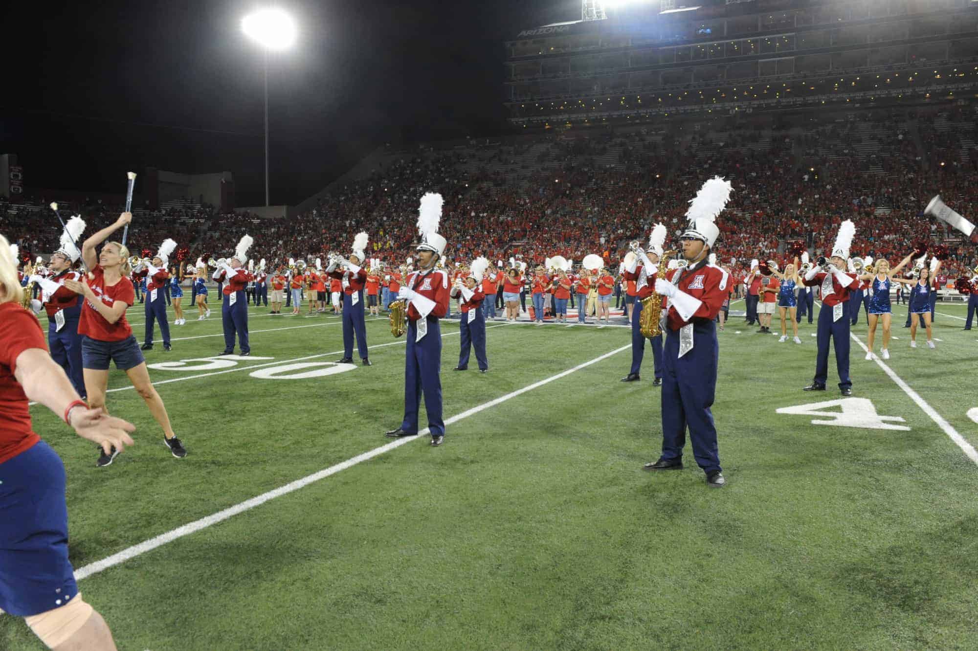 WSU vs UA Halftime