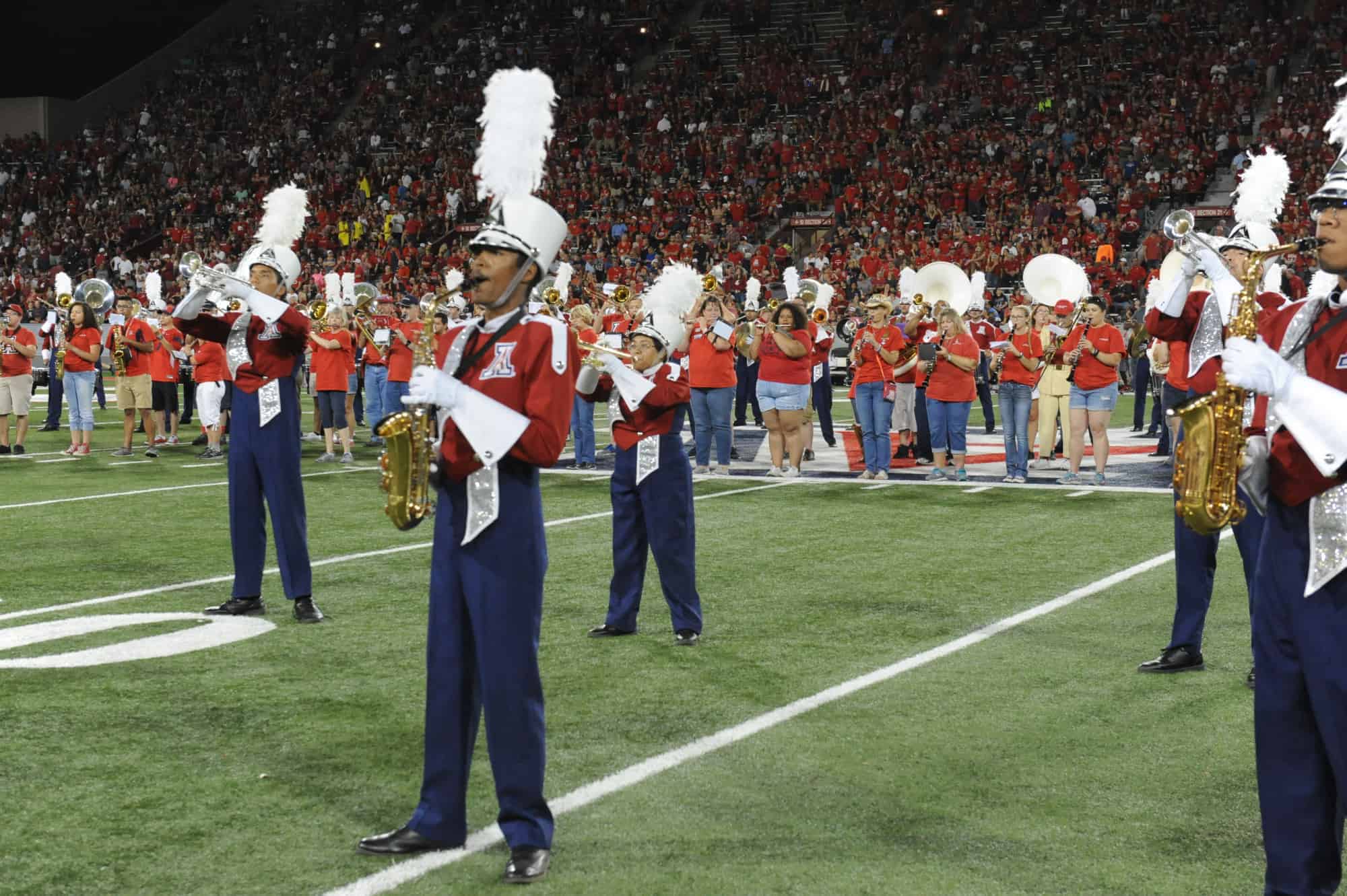 WSU vs UA Halftime
