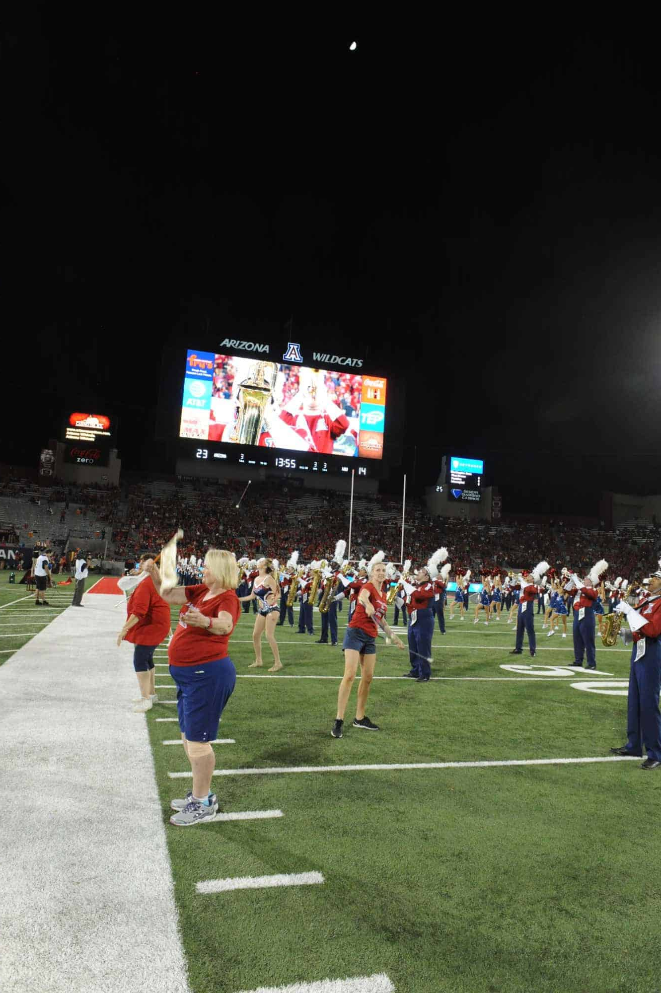 WSU vs UA Halftime
