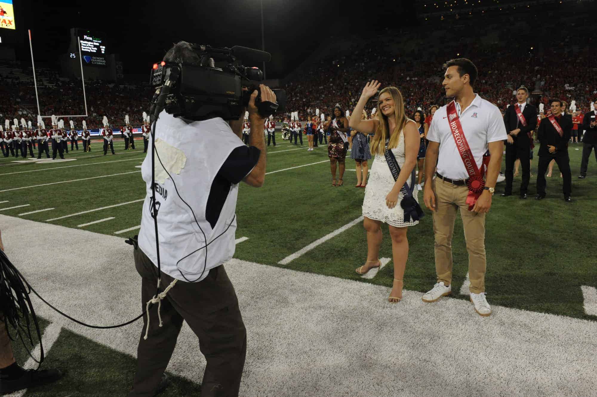 WSU vs UA Halftime