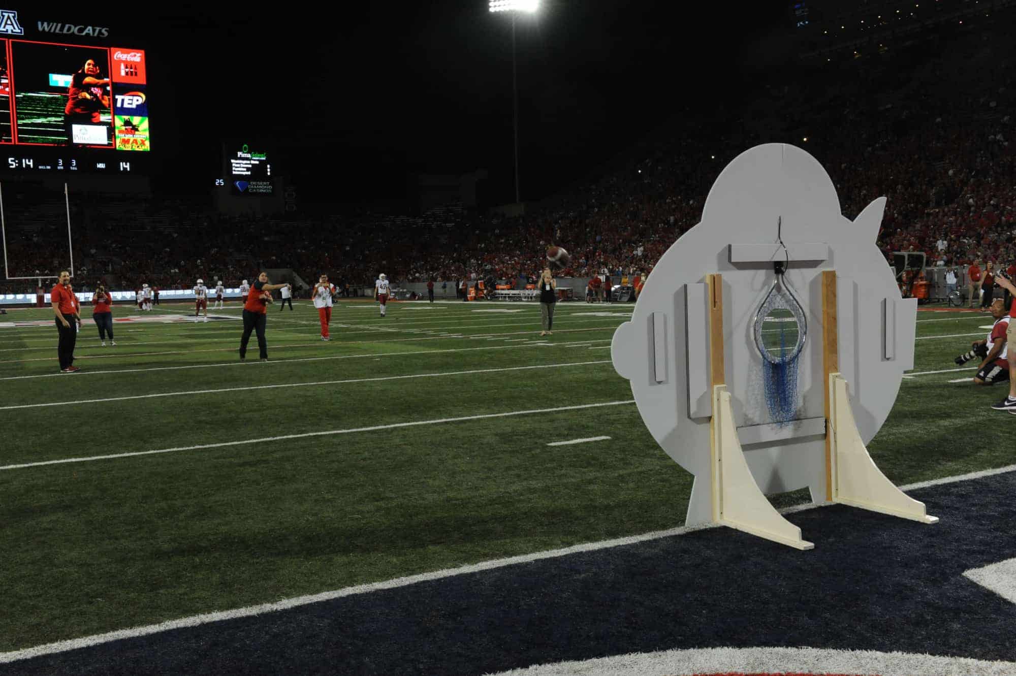 WSU vs UA Halftime