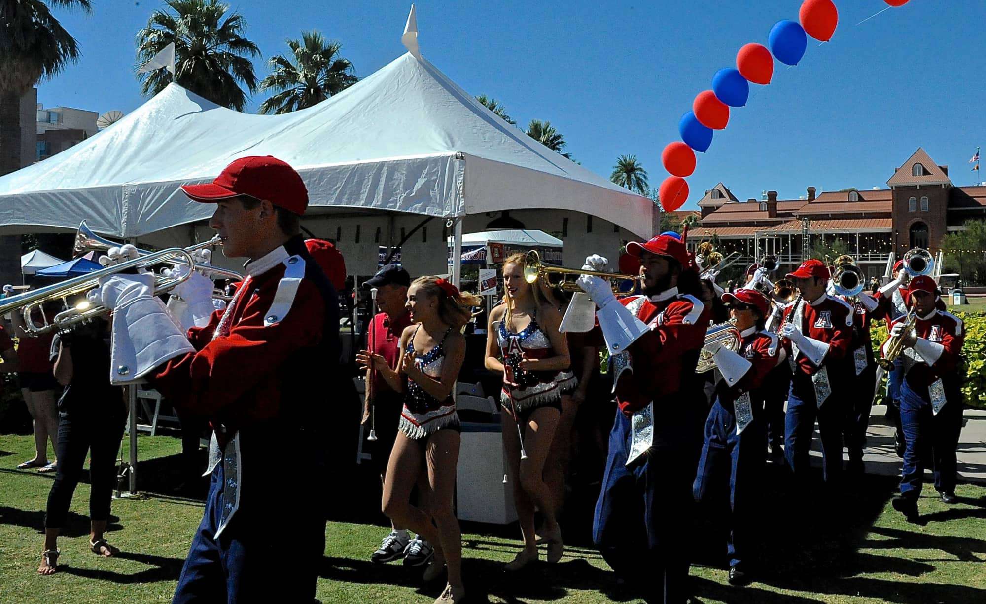 2015 Alumni Association Homecoming Barbecue Bash