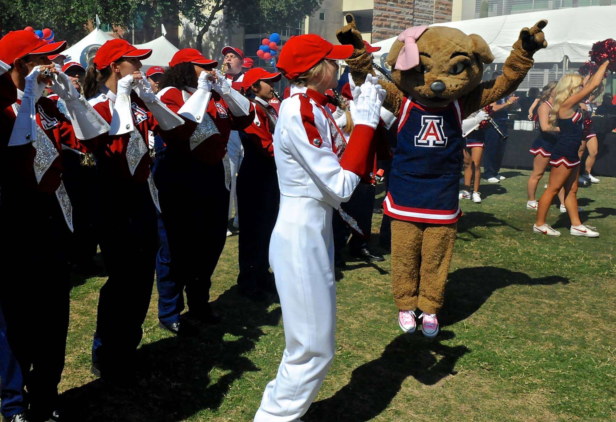 2015 Alumni Association Homecoming Barbecue Bash