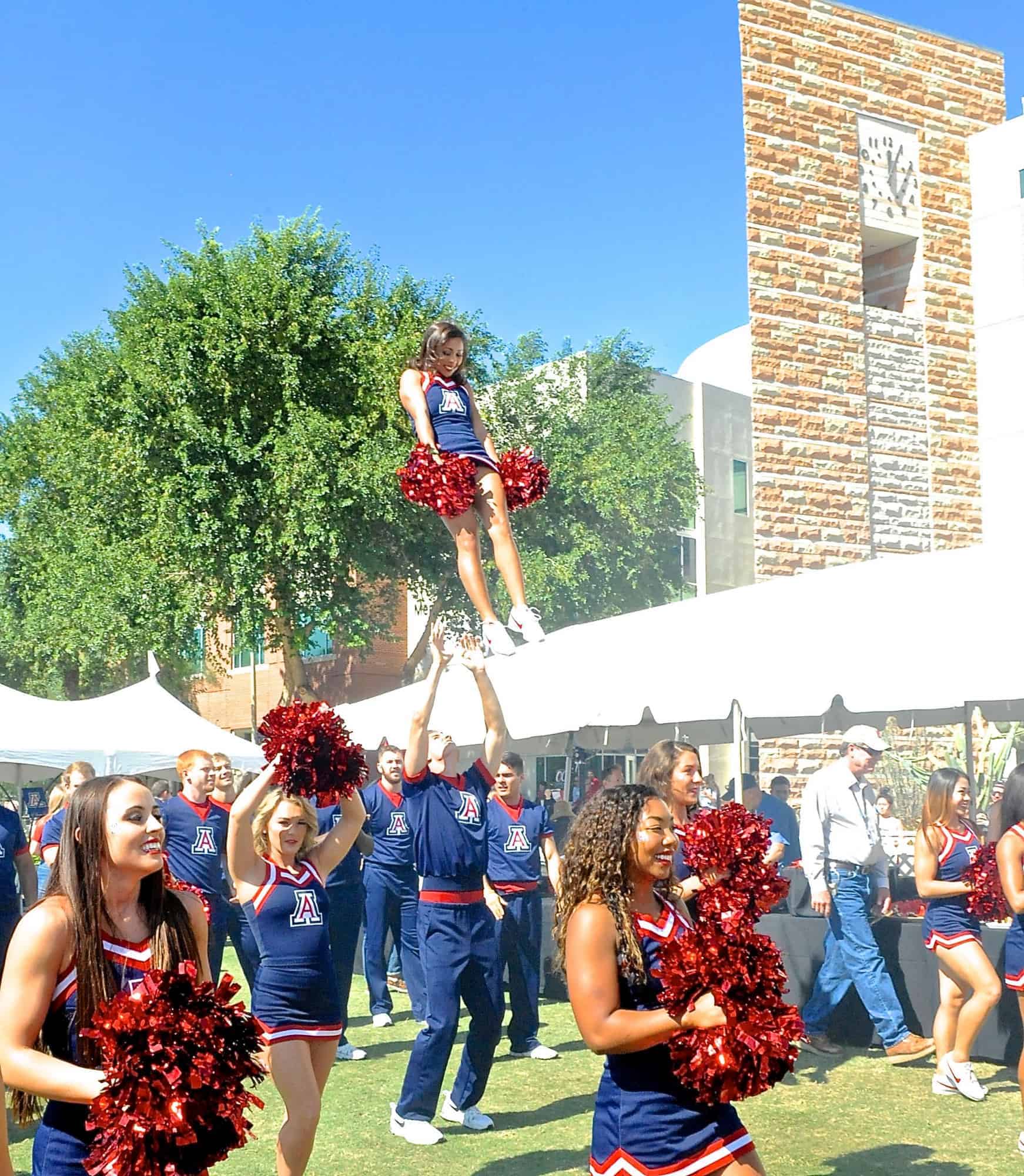 2015 Alumni Association Homecoming Barbecue Bash