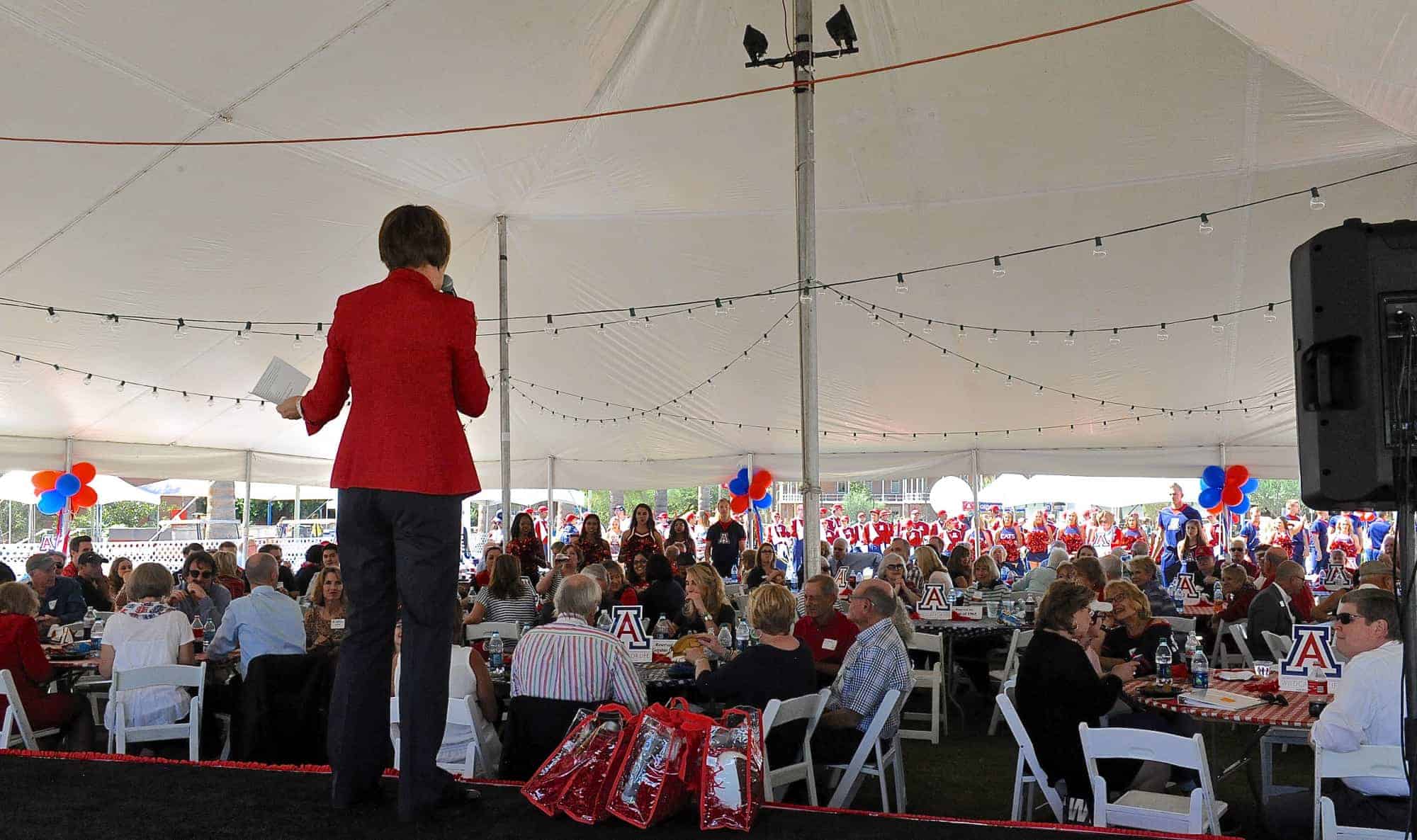 2015 Alumni Association Homecoming Barbecue Bash
