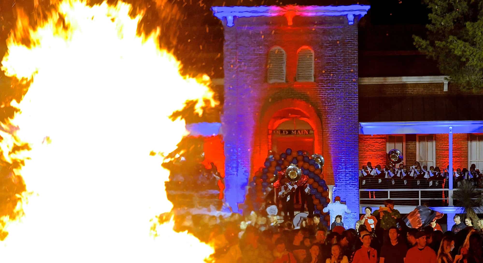Bonfire/Crowning King and Queen