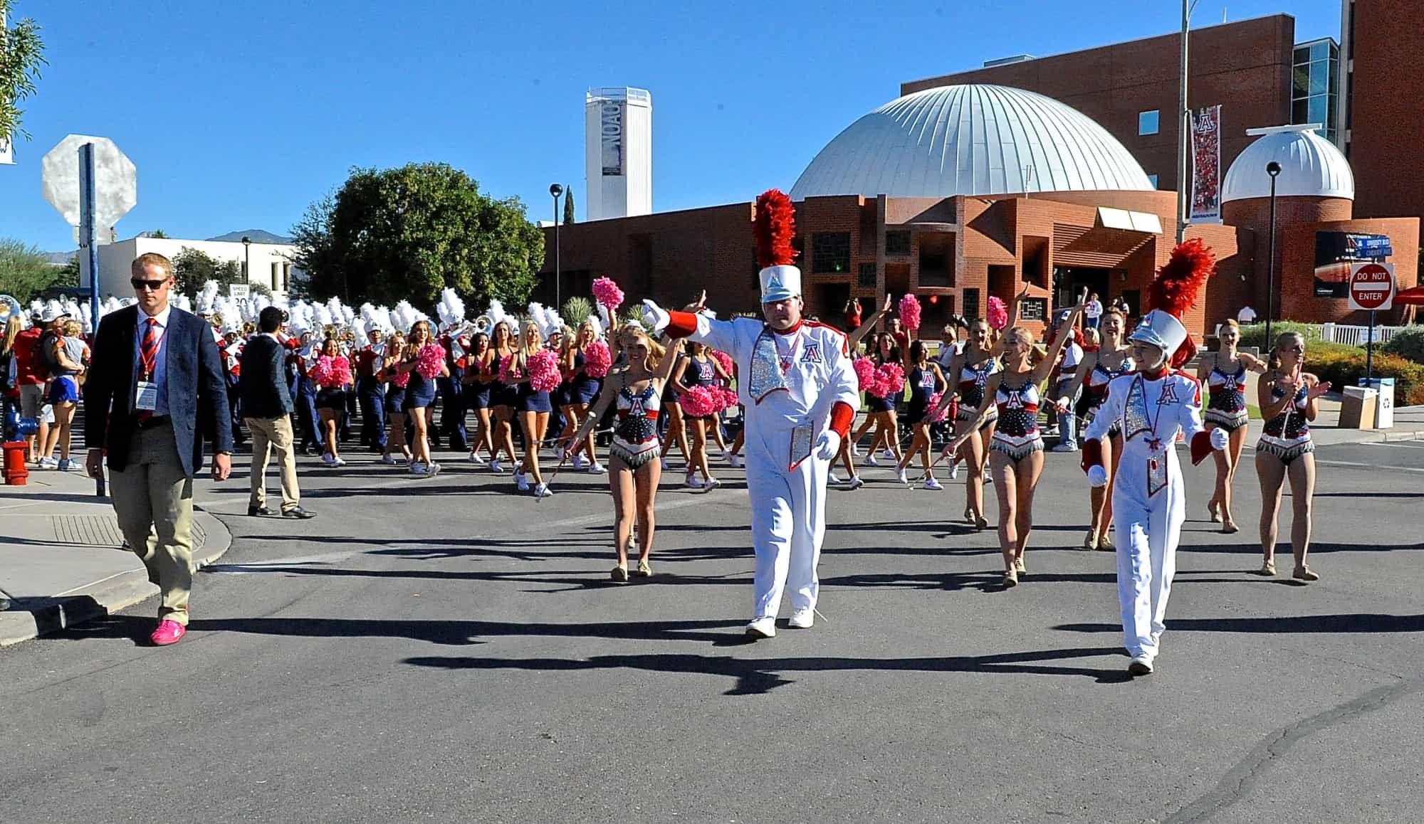 Homecoming Parade (2015)