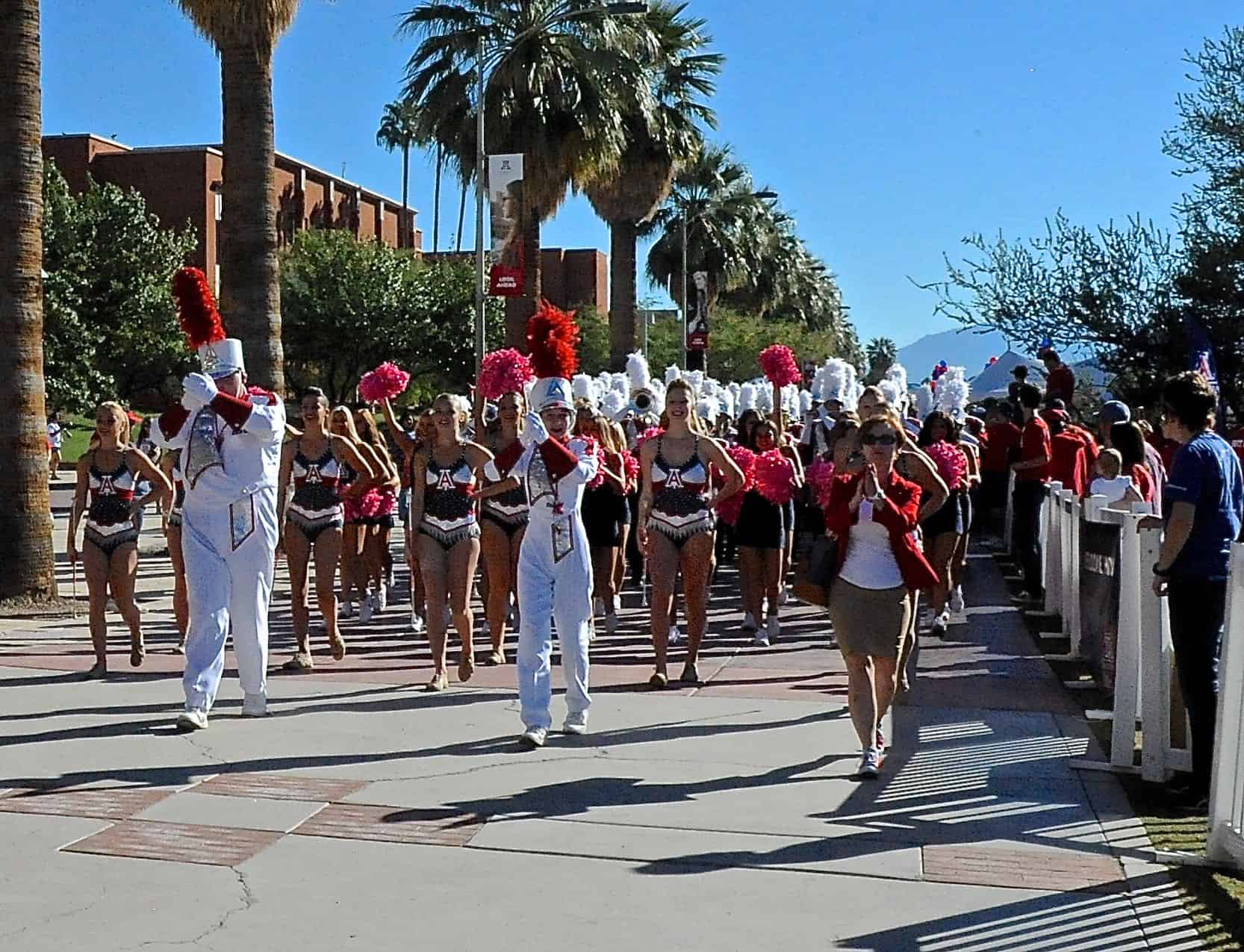 Homecoming Parade (2015)