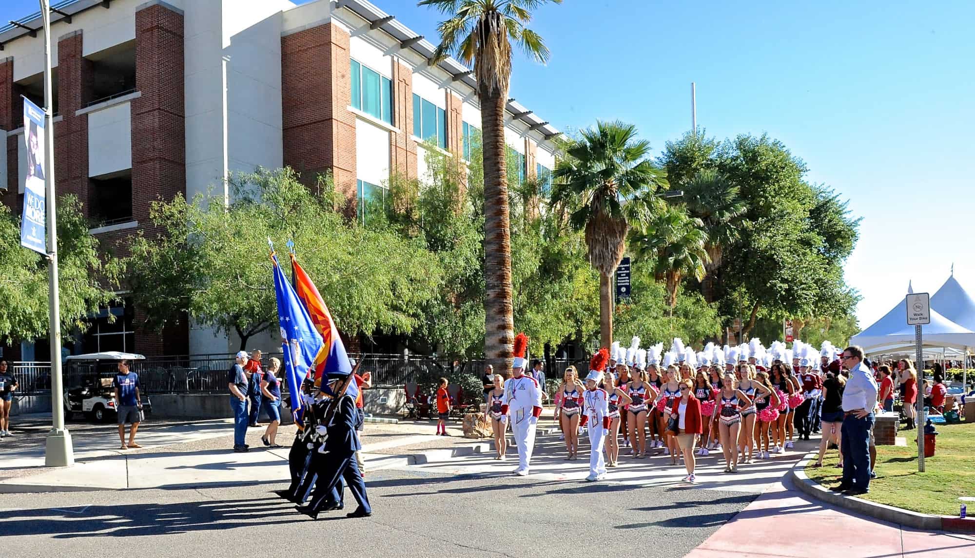 Homecoming Parade (2015)