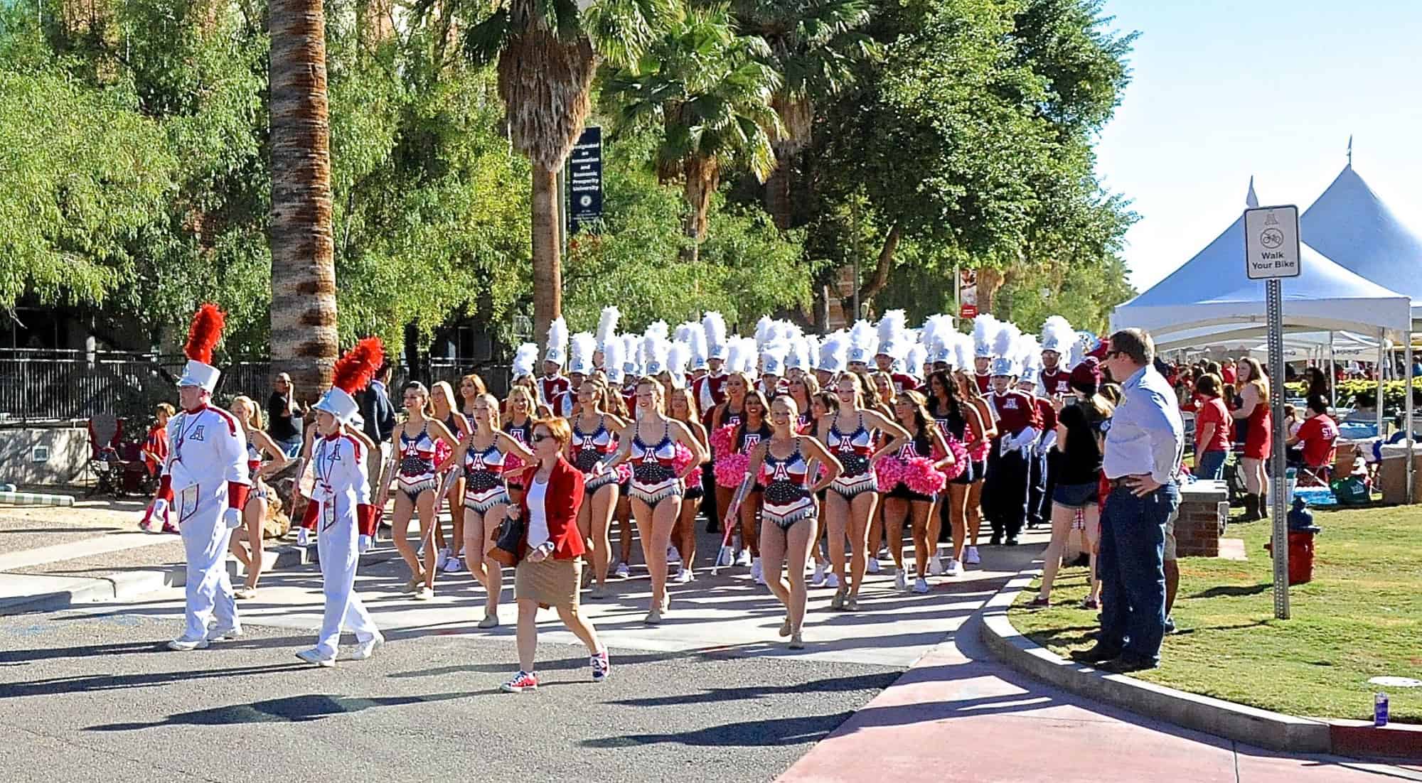 Homecoming Parade (2015)