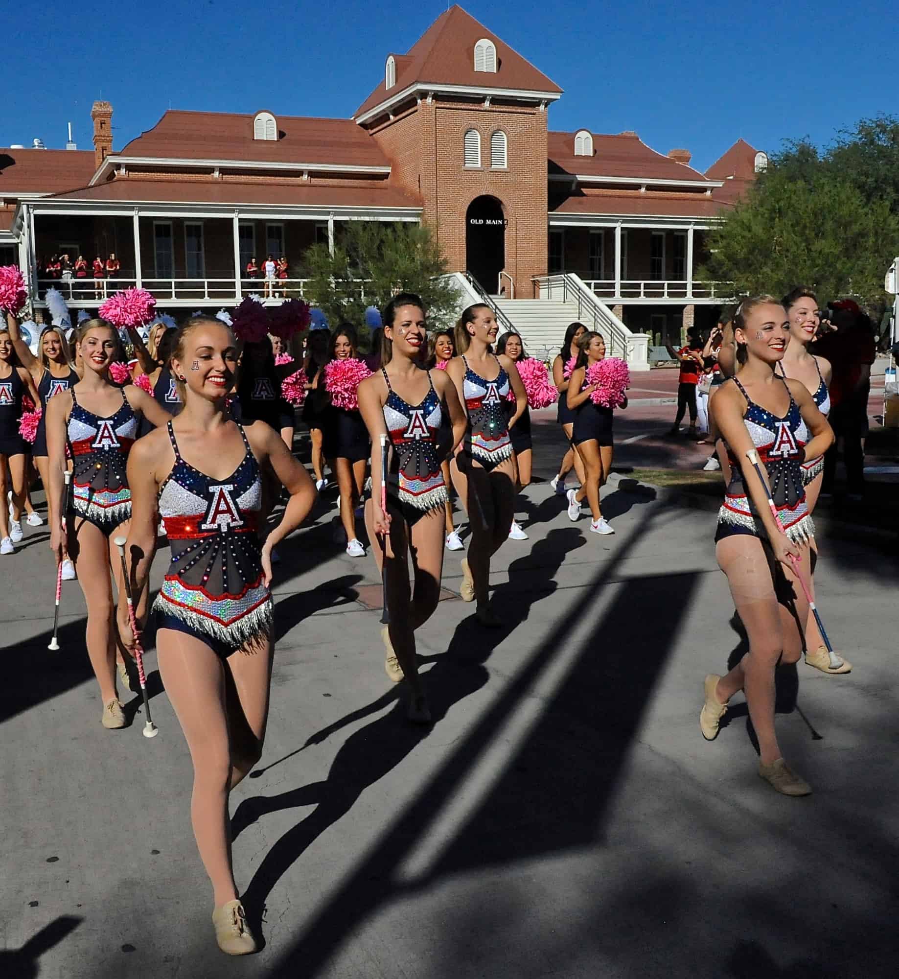 Homecoming Parade (2015)