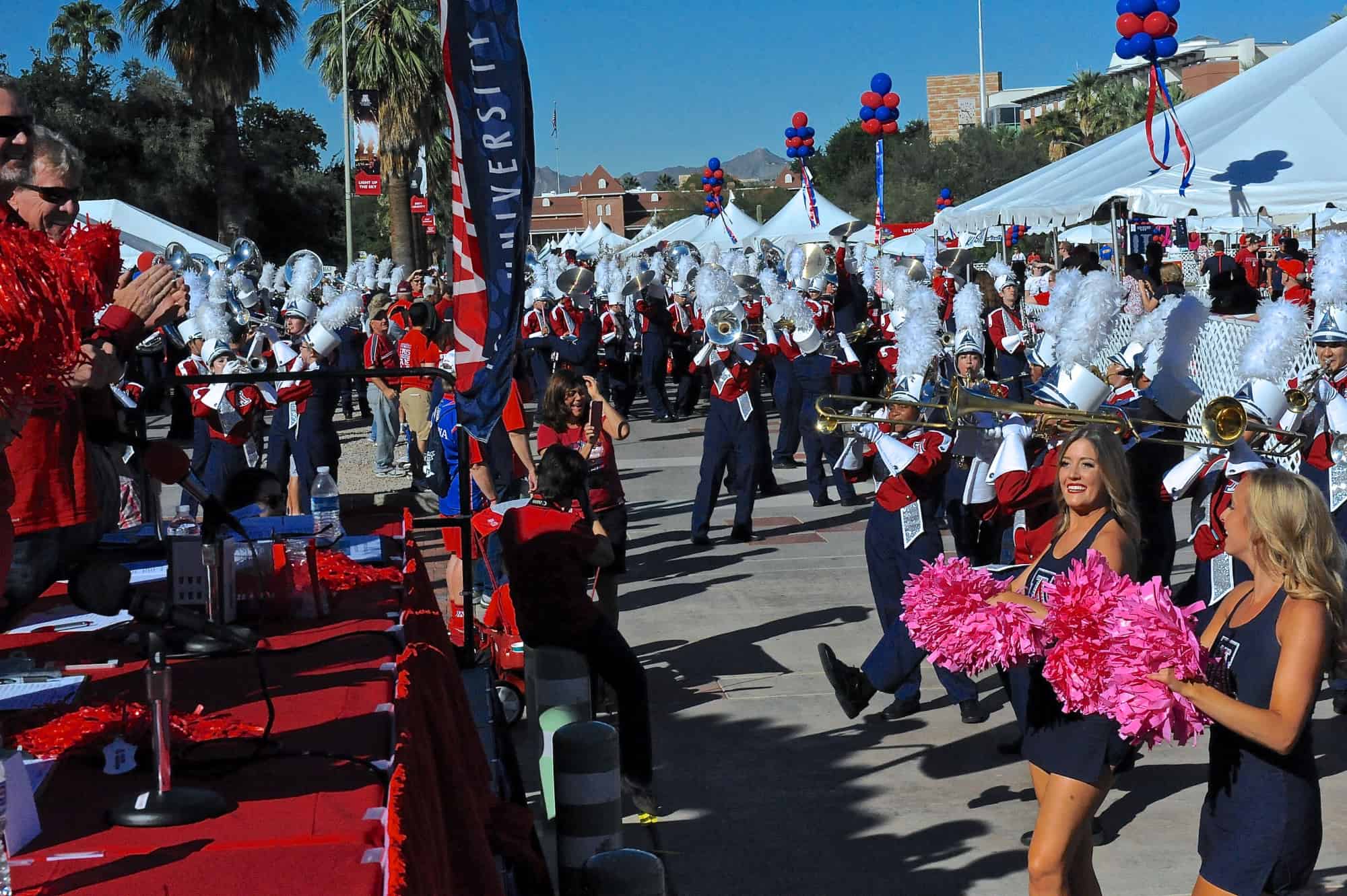 Homecoming Parade (2015)