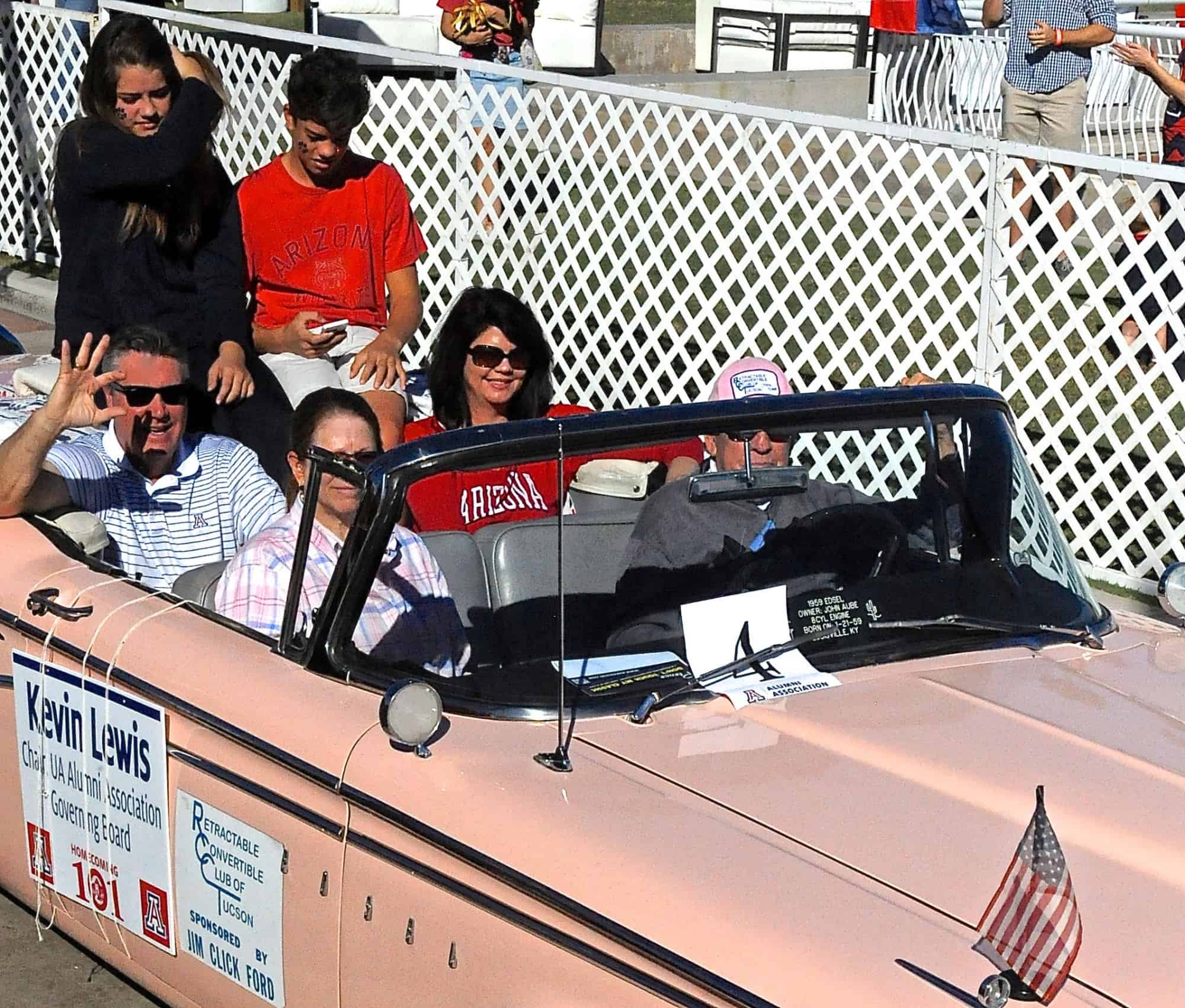 Homecoming Parade (2015)