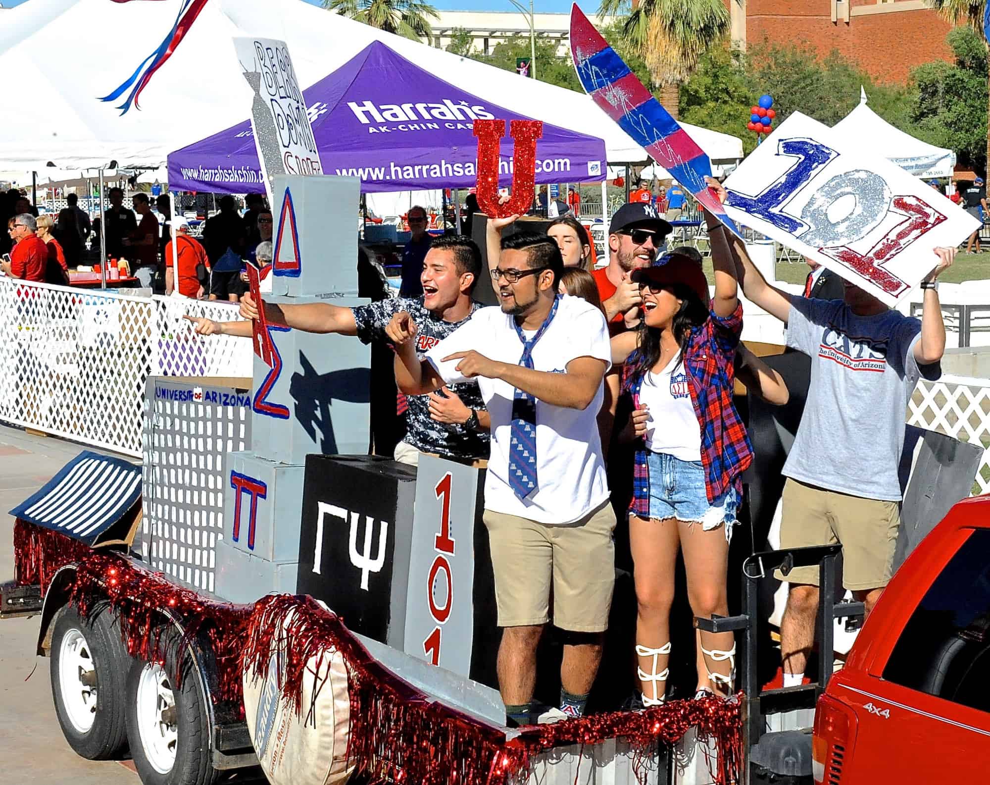 Homecoming Parade (2015)