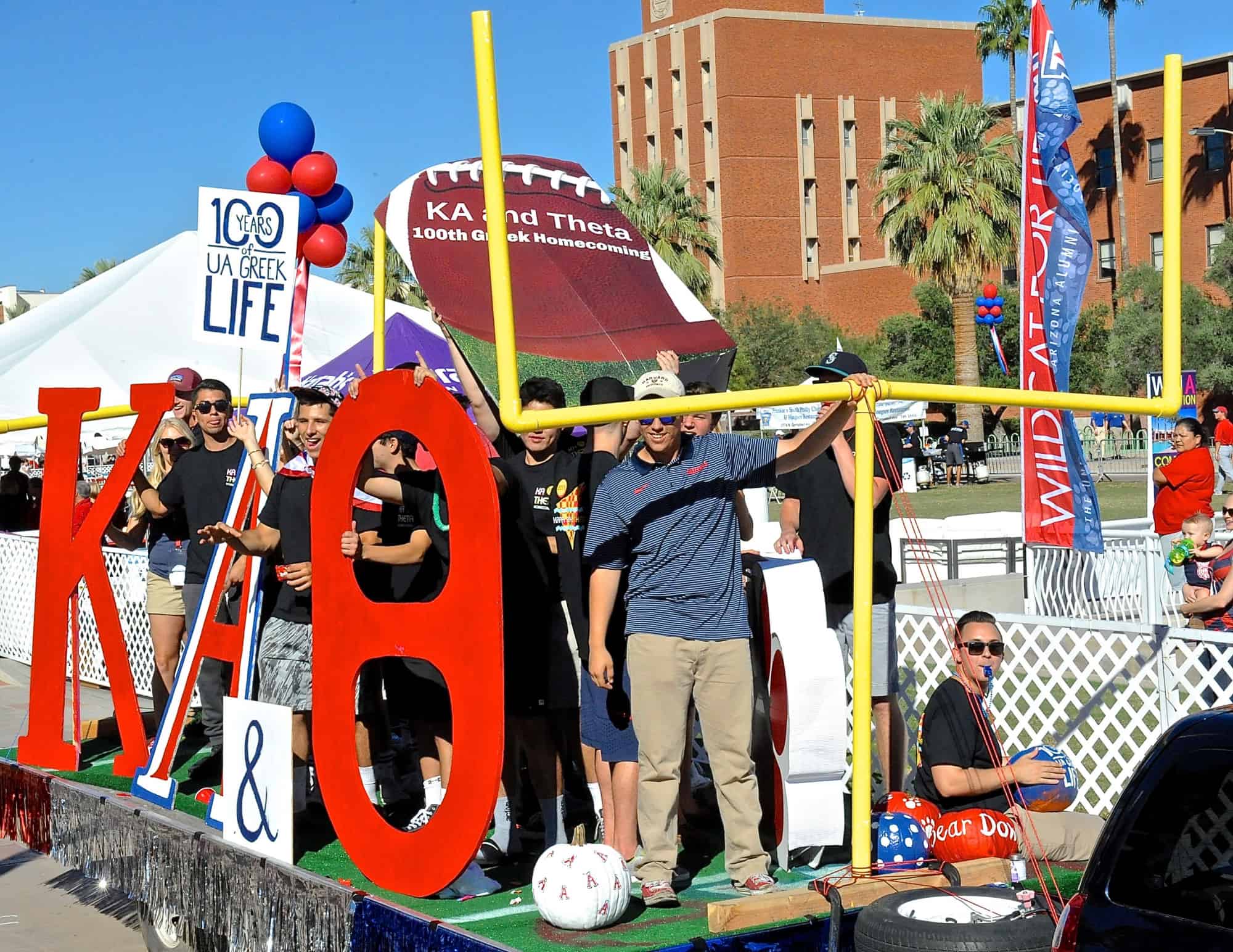 Homecoming Parade (2015)