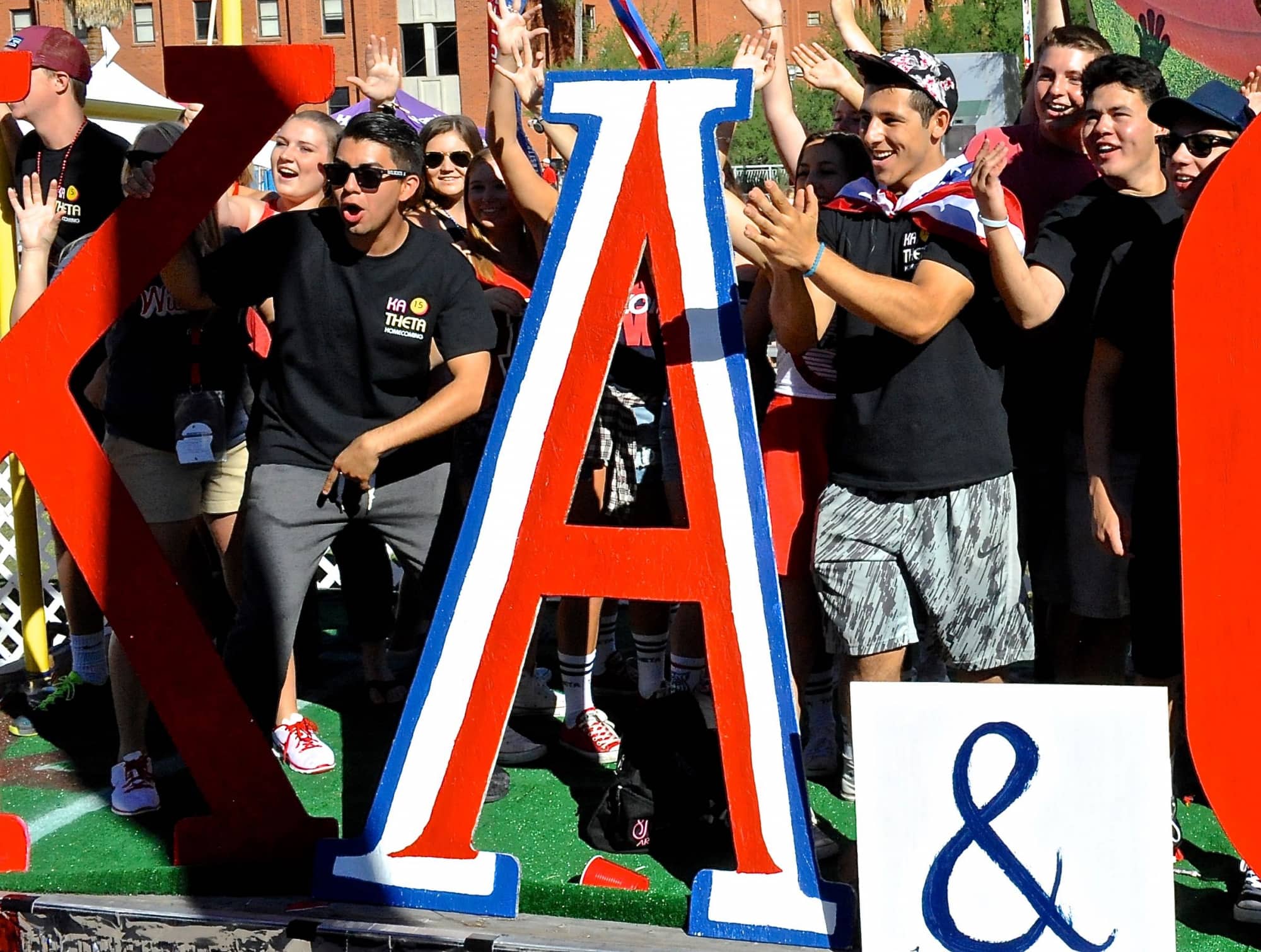 Homecoming Parade (2015)