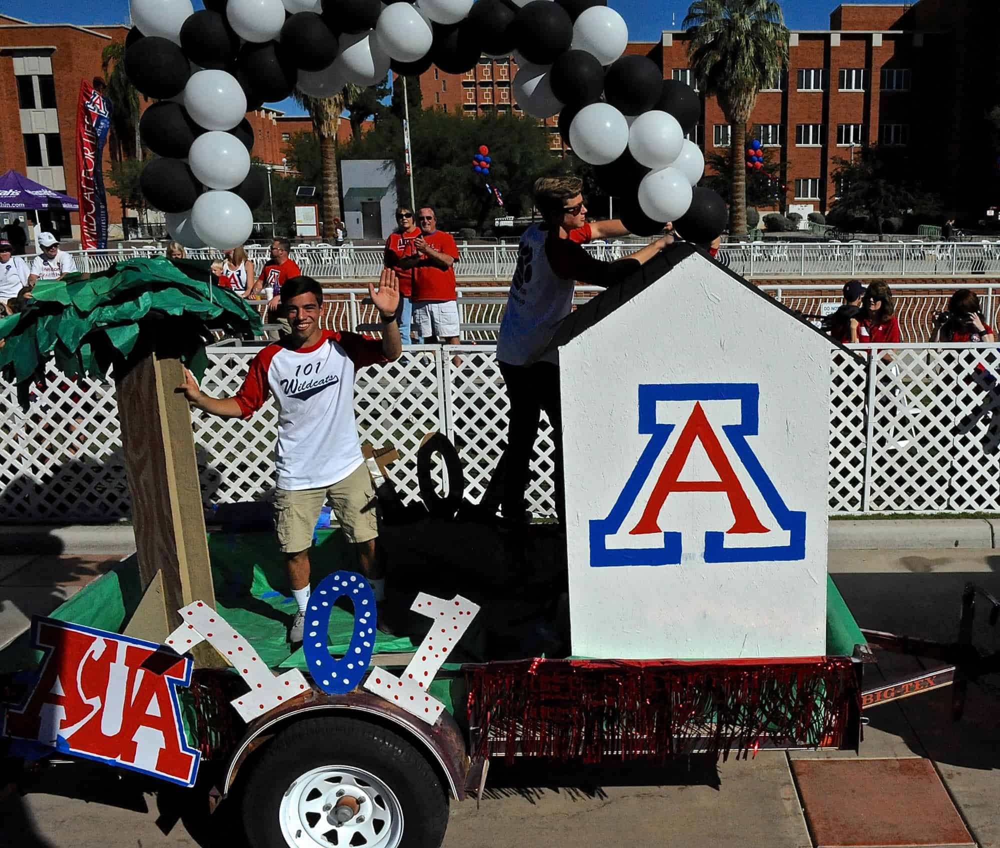 Homecoming Parade (2015)