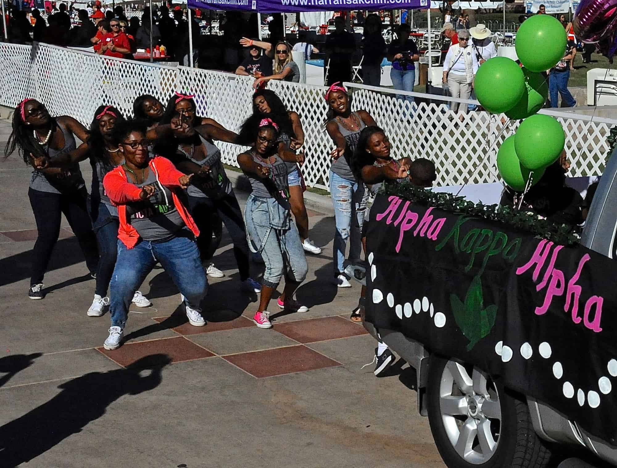 Homecoming Parade (2015)