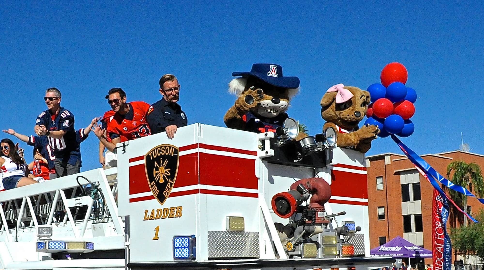 Homecoming Parade (2015)