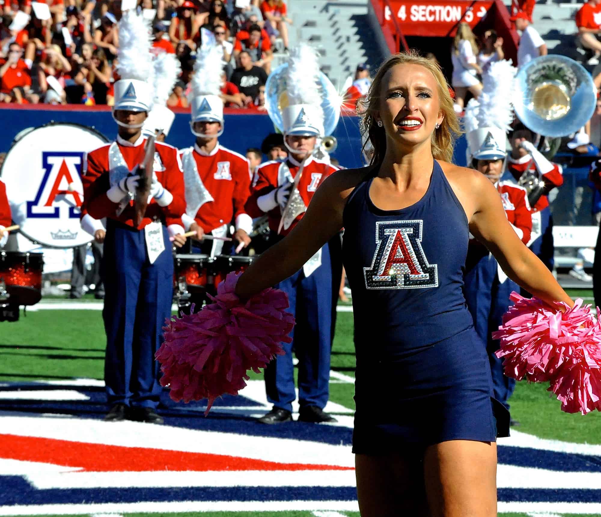 WSU vs. UA Halftime
