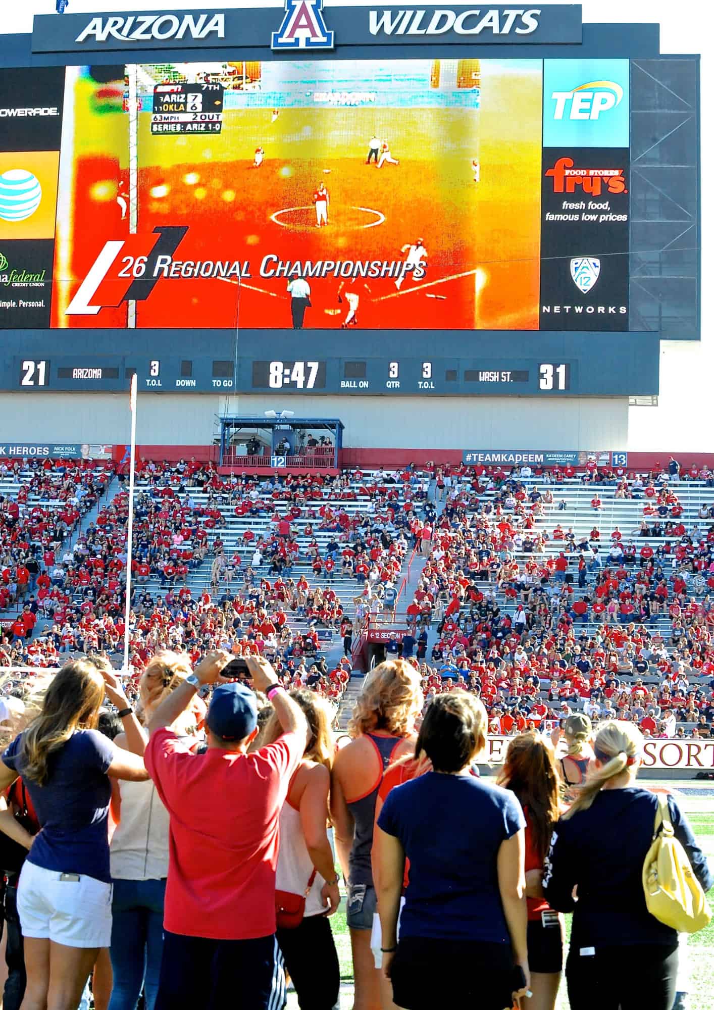 WSU vs. UA Halftime