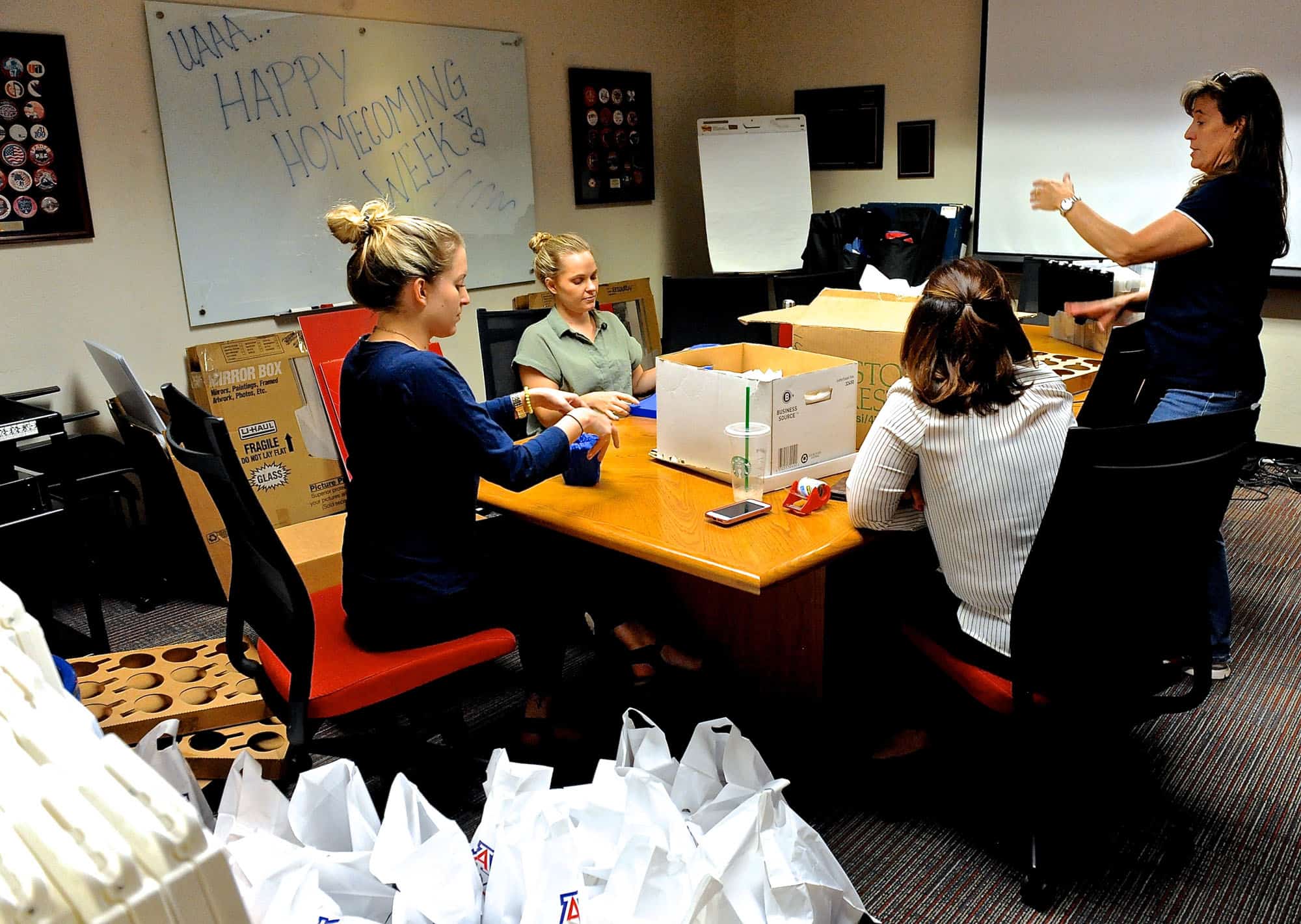 Alumni Association Homecoming Prep