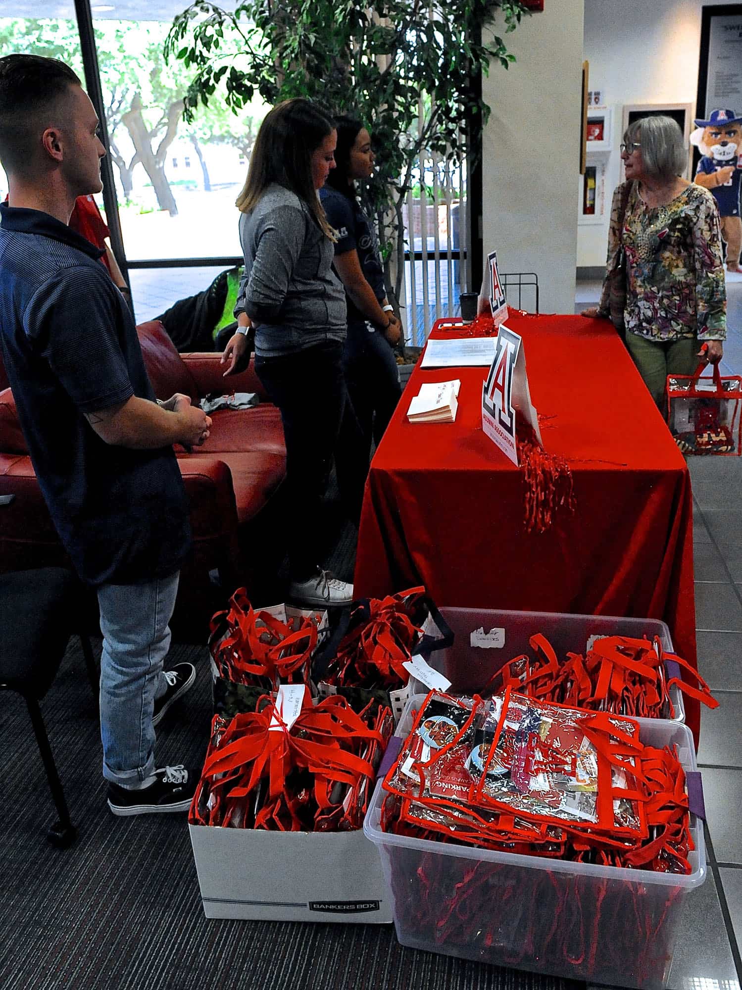 Alumni Association Homecoming Prep