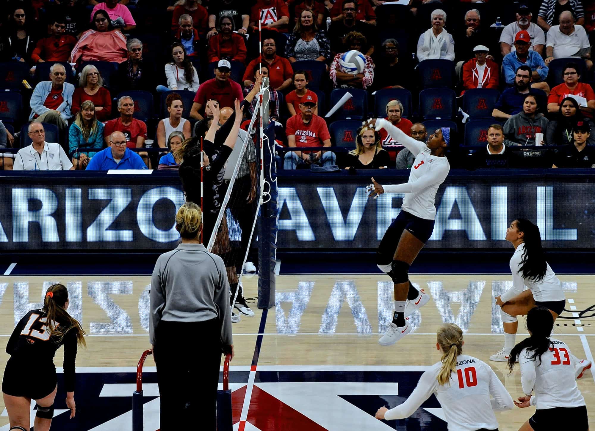 Arizona vs Oregon State Women’s Volleyball