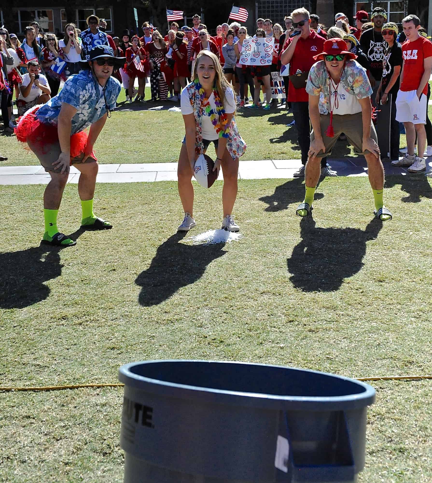 Mall Ball Toss Contest