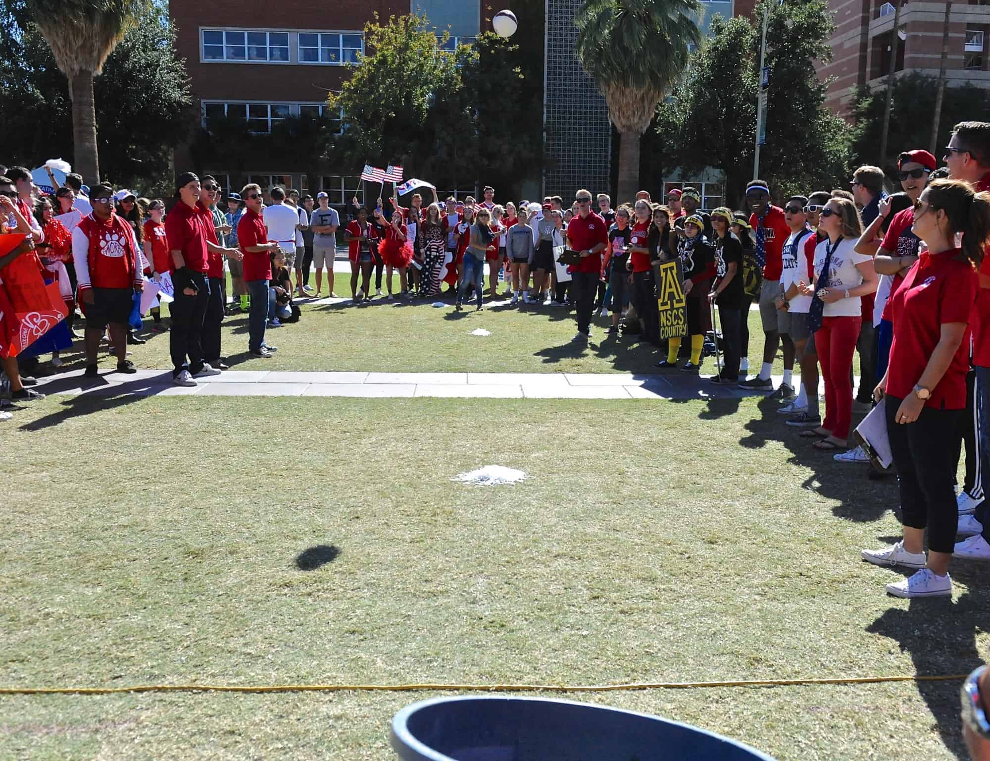 Mall Ball Toss Contest