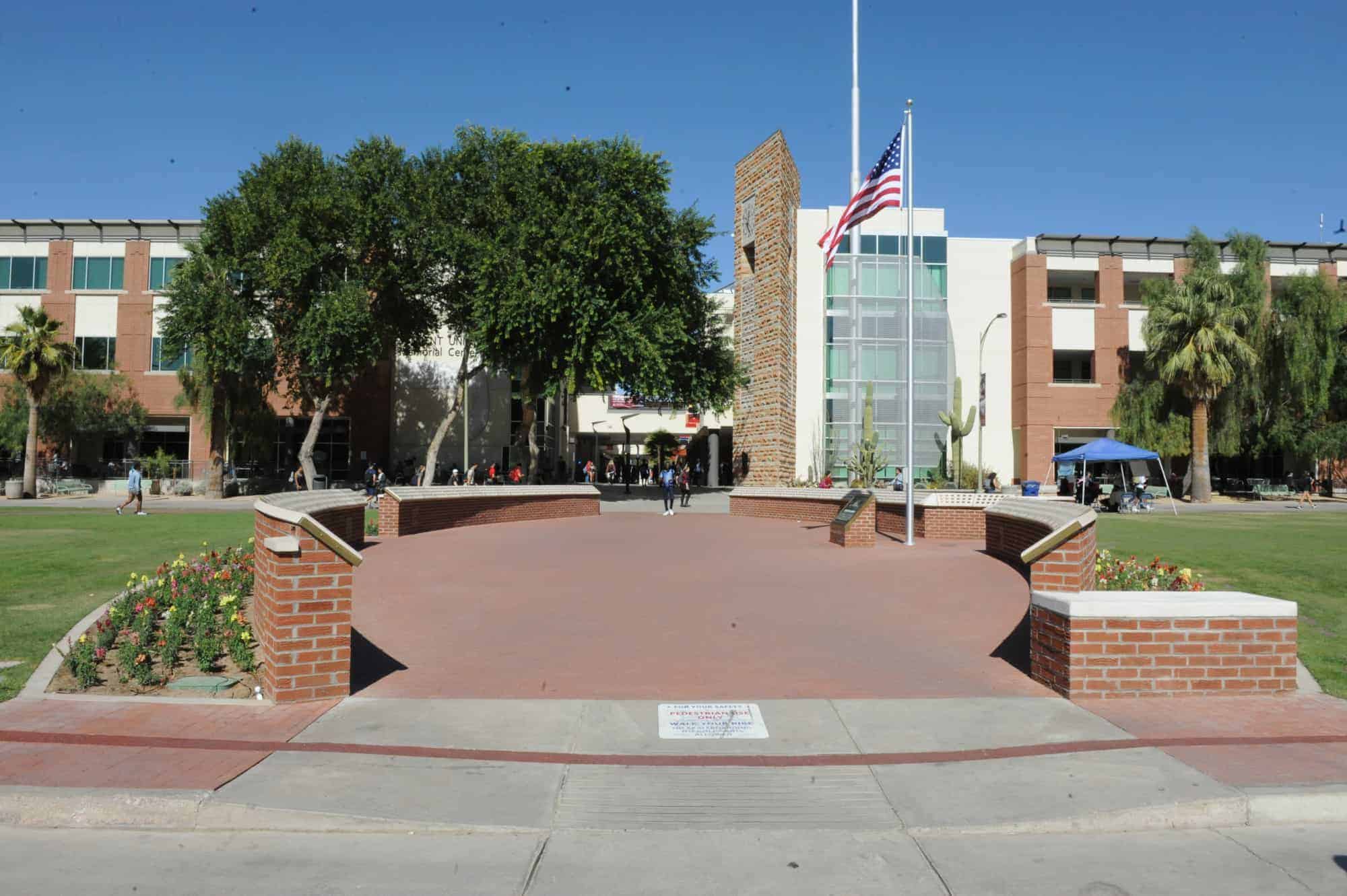 Campus Views (2017)