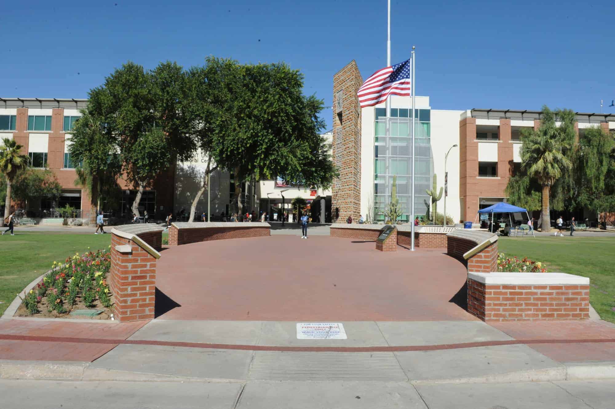 Campus Views (2017)